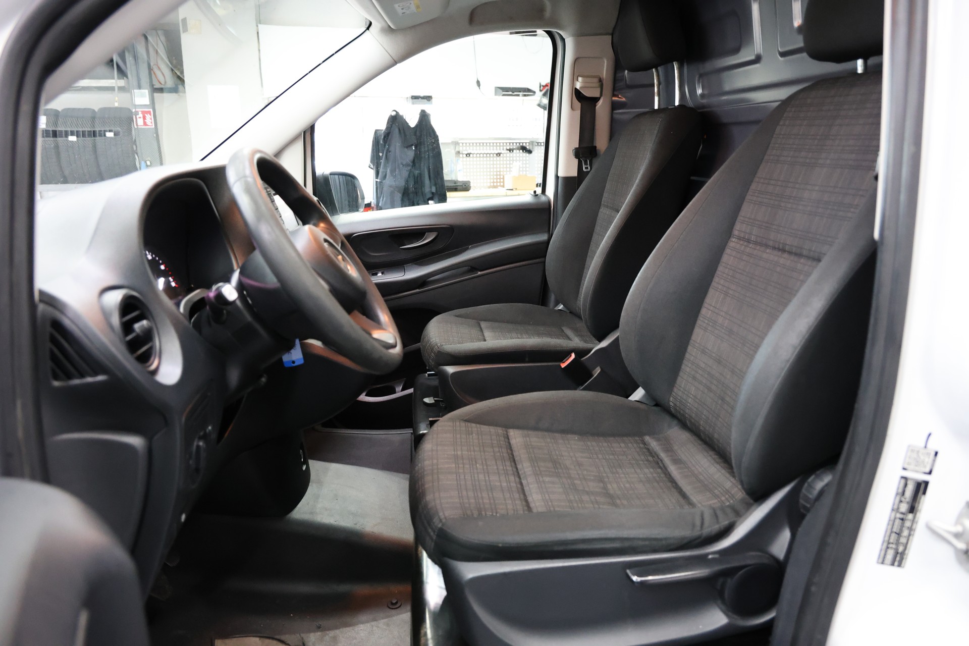 MERCEDES-BENZ Vito 111 BlueTEC Mixto EL Euro 6-image-12