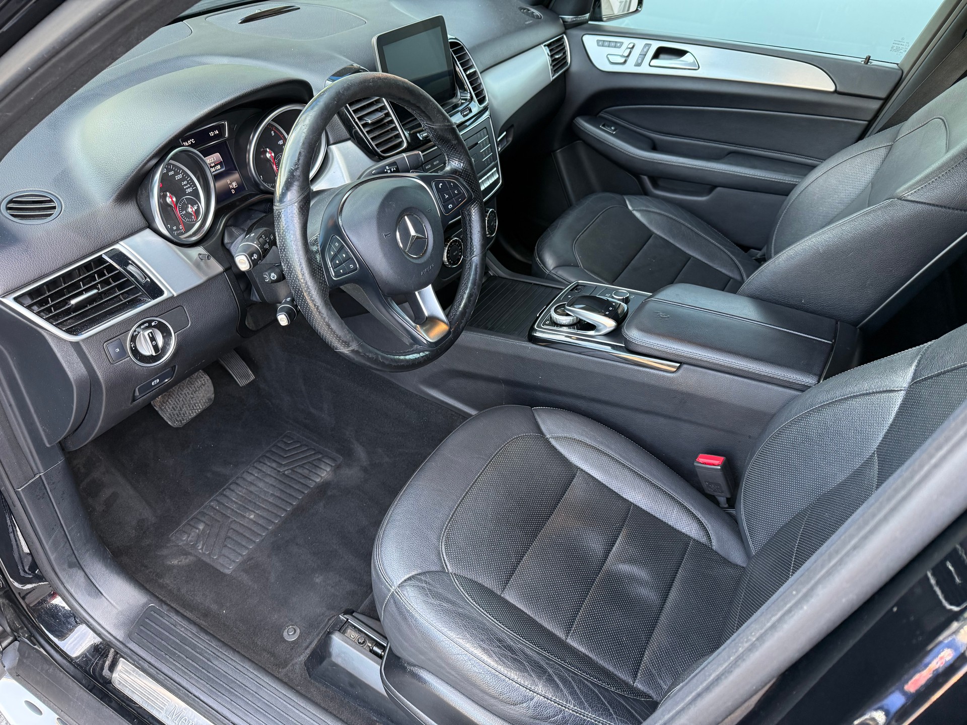 MERCEDES-BENZ GLE 350 d 4Matic 9G-Tronic-image-8