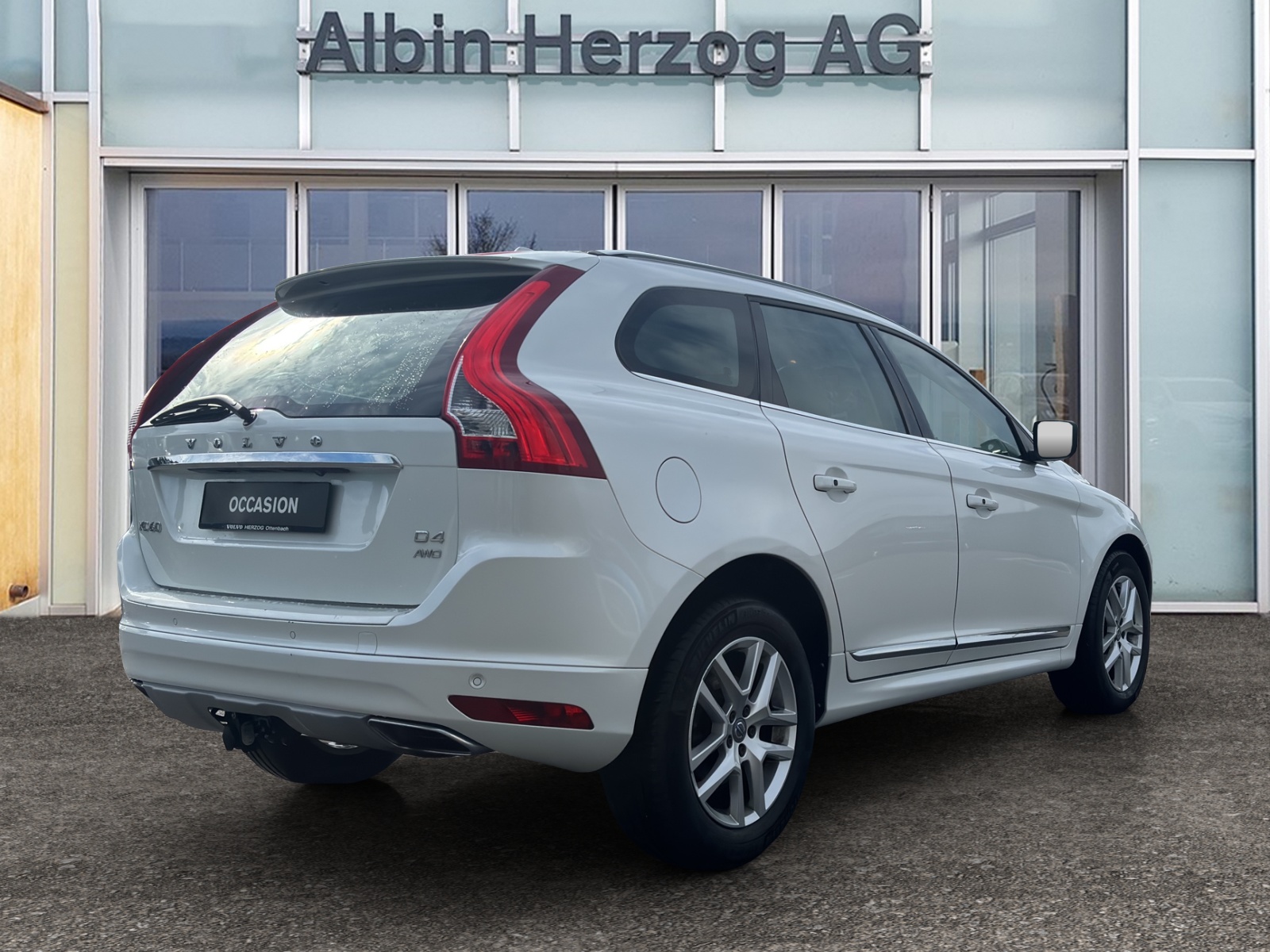 VOLVO XC60 2.4 D4 Summum AWD S/S-showroom-element-3