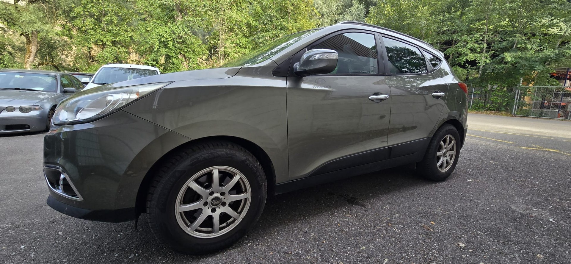 HYUNDAI iX 35 2.0 CRDi Style 4WD Automatic-image-2