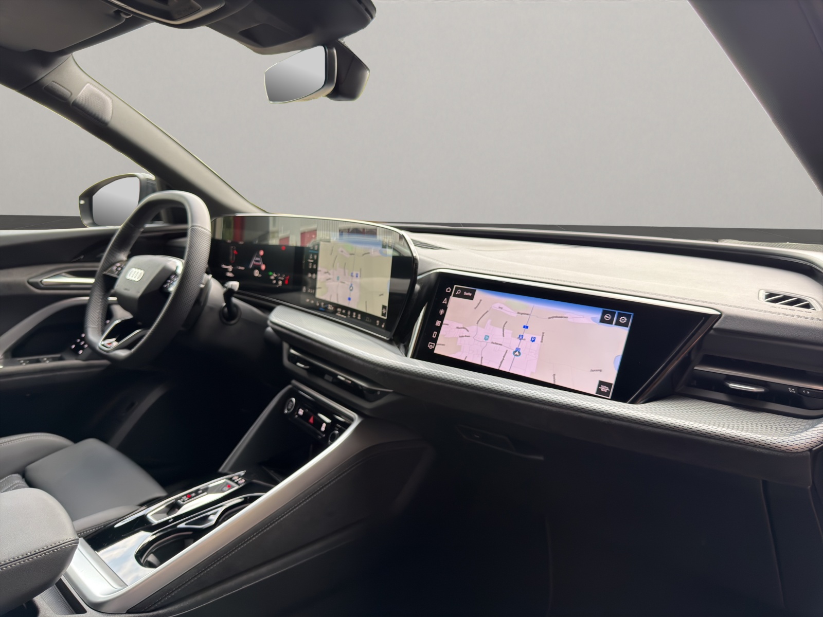 AUDI Q5 SUV 2.0 TDI quattro S Line-image-9
