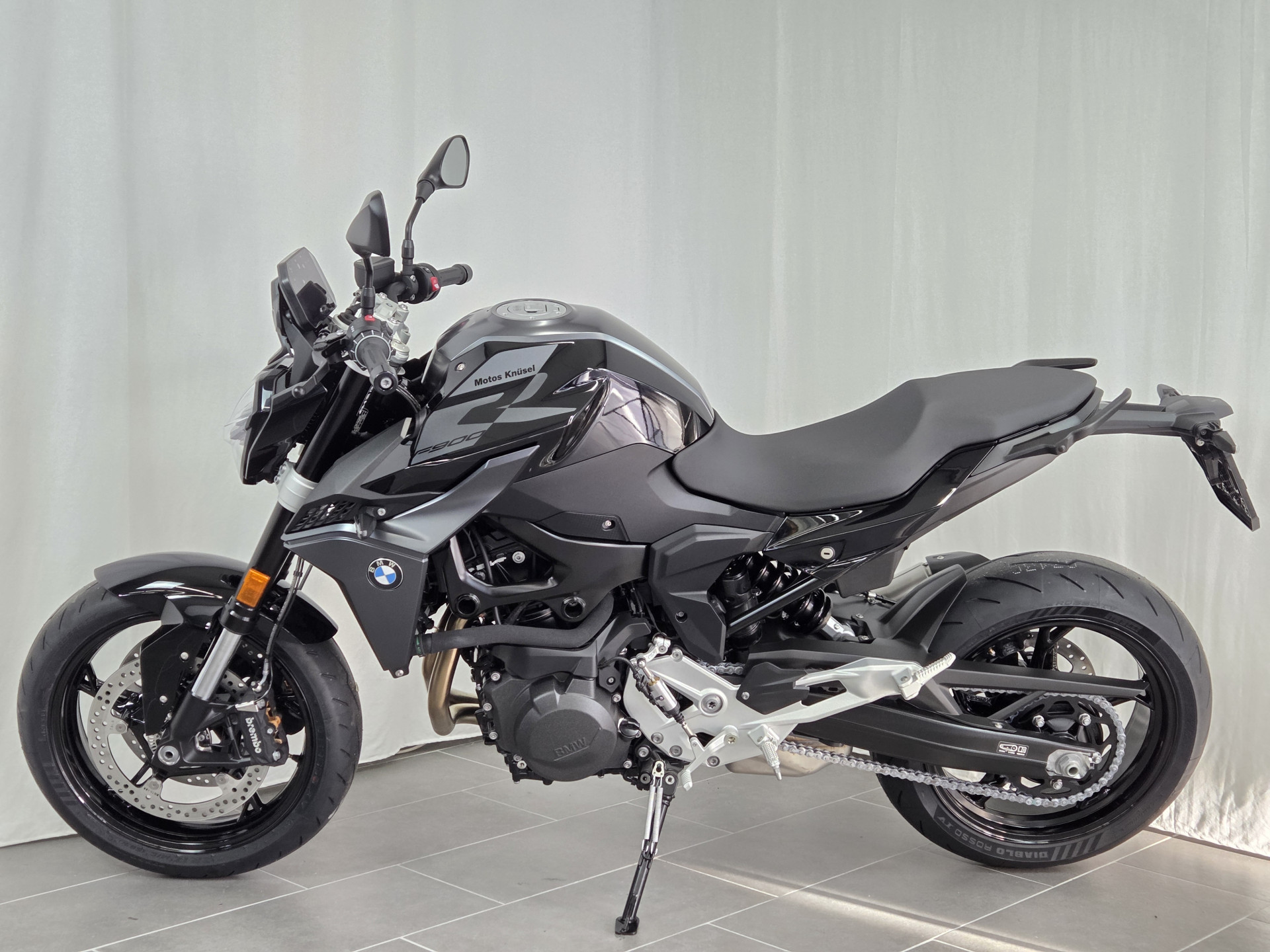 BMW F 900 R A2 Triple Black-image-3