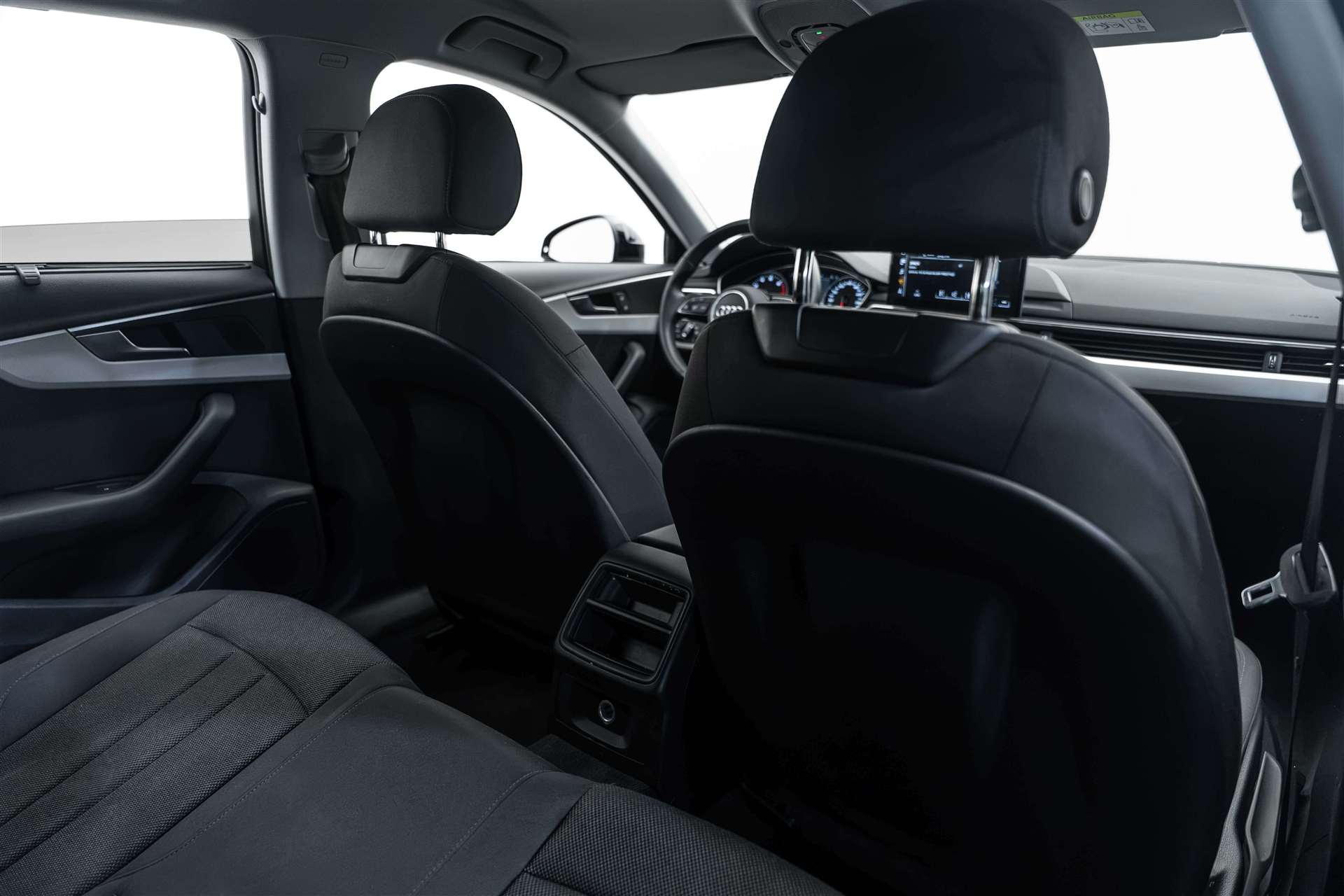 AUDI A4 Avant 35 TFSI S-tronic-image-12