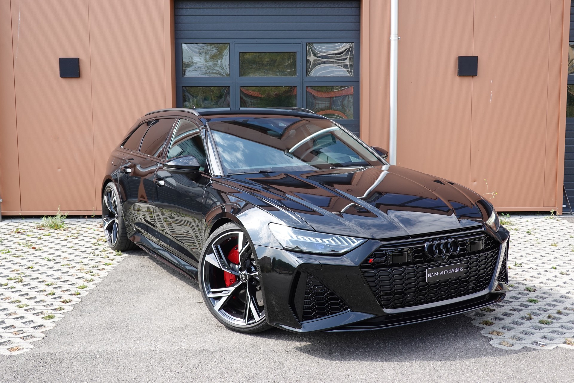 AUDI RS6 Avant 4.0 TFSI V8 Performance "* Vehicule CH * Sièges électriques/Chauffants/Ventiles * Son Bang & Olufsen *"