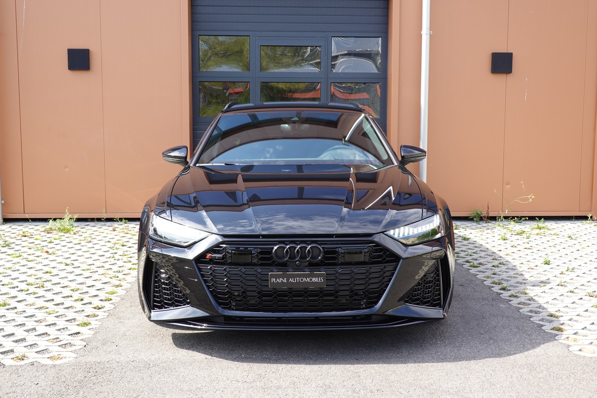 AUDI RS6 Avant 4.0 TFSI V8 Performance "* Vehicule CH * Sièges électriques/Chauffants/Ventiles * Son Bang & Olufsen *"-showroom-element-1
