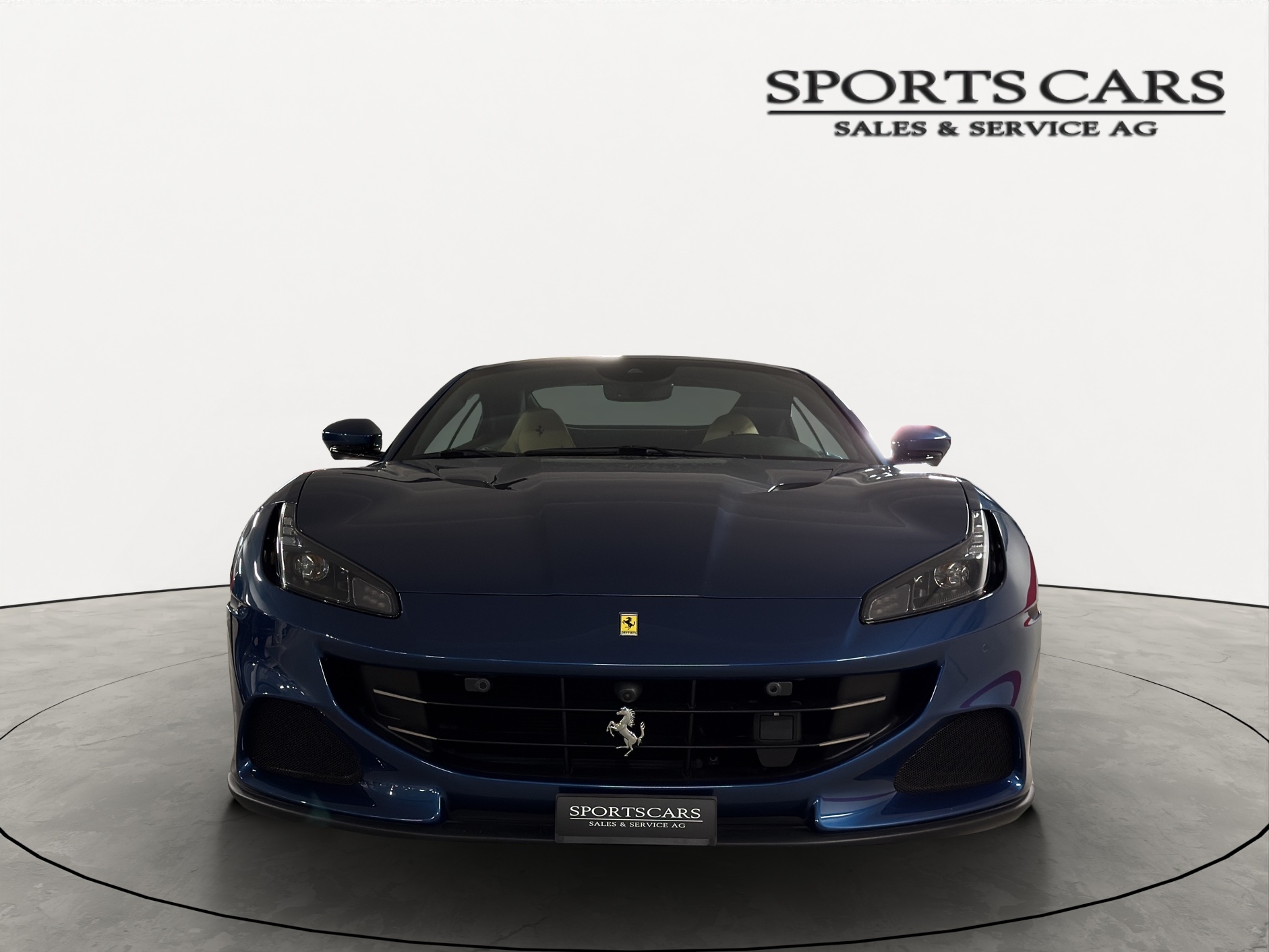 FERRARI Portofino M-showroom-element-2