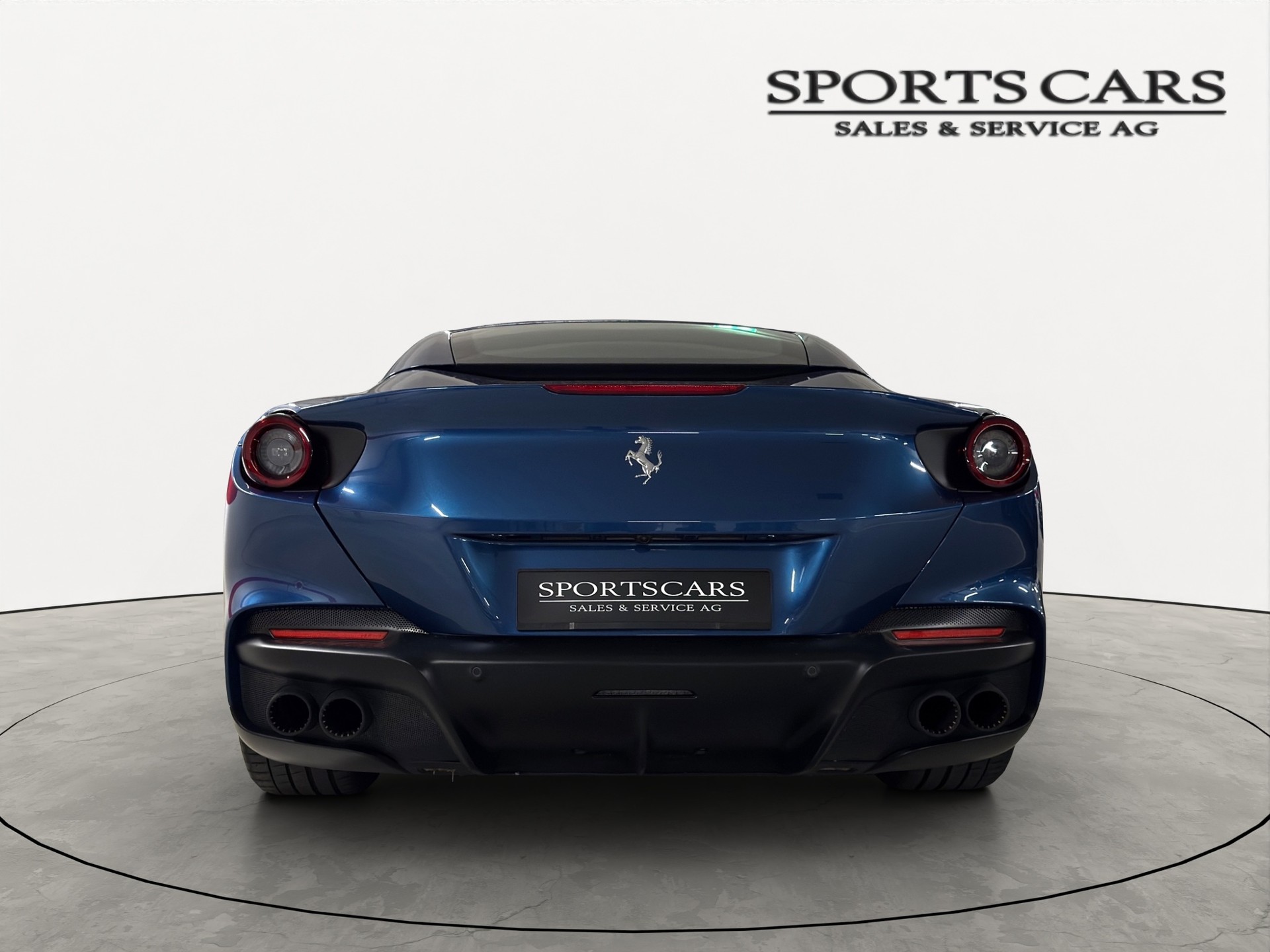 FERRARI Portofino M-showroom-element-1