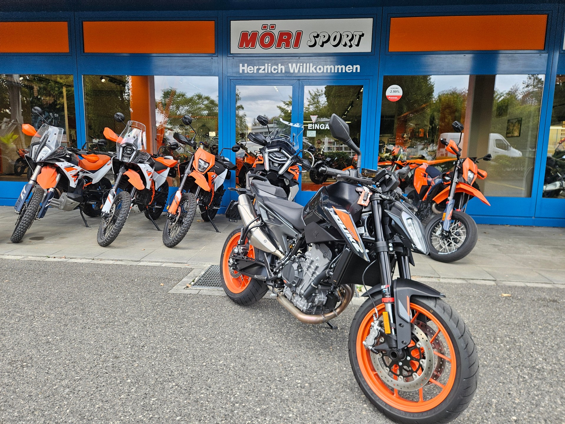KTM 790 Duke-image-1