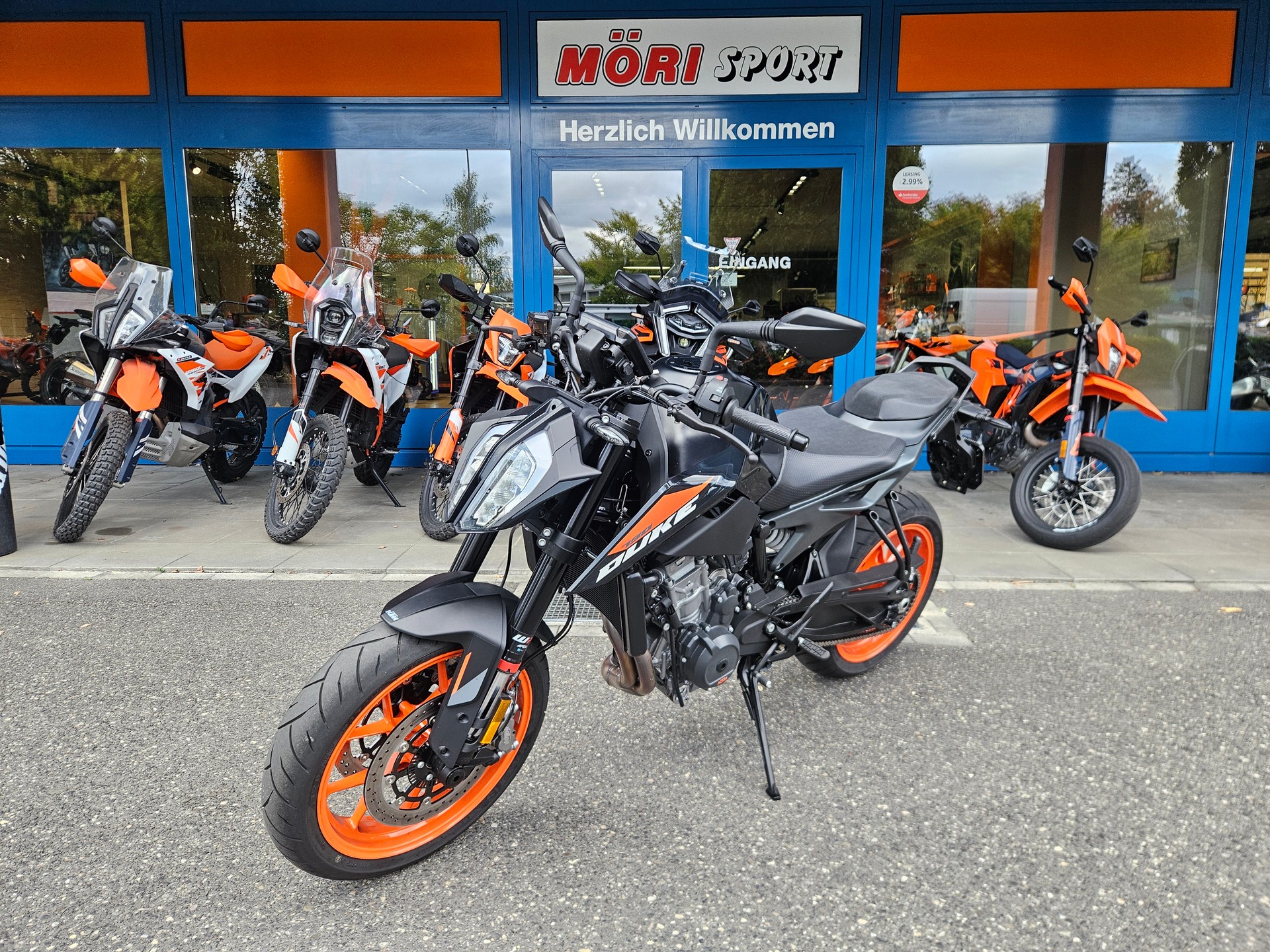 KTM 790 Duke-image-2