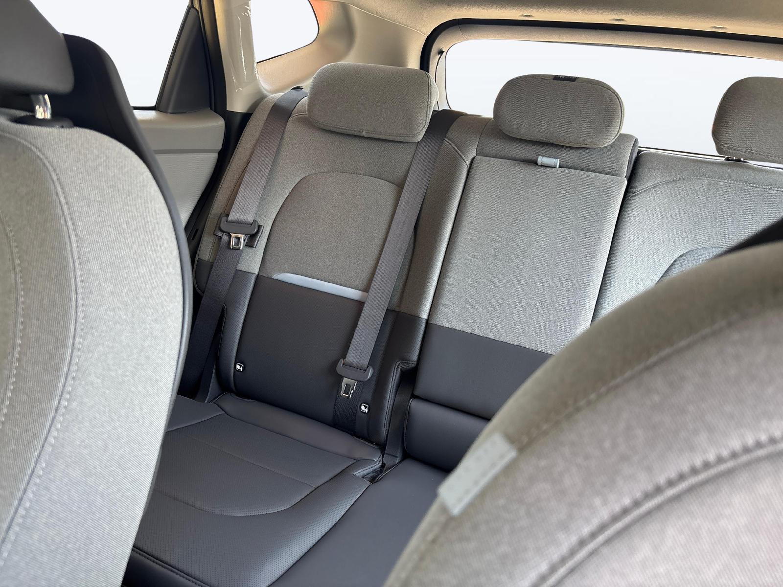 KIA Seltos 1.6 T-GDi Style-image-8
