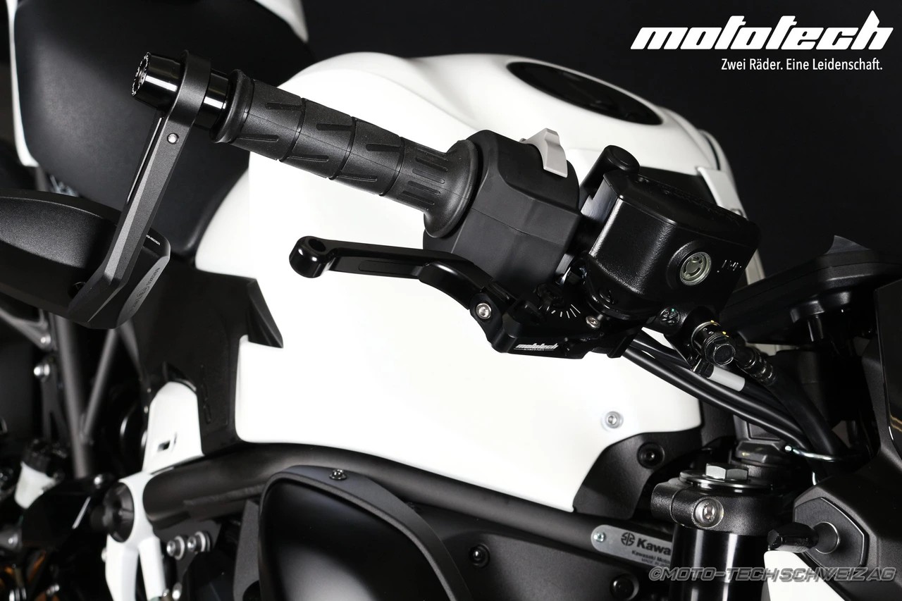 KAWASAKI Z 900 STAGE 1 (35/70kW) PEARL WHITE EDITION-image-6
