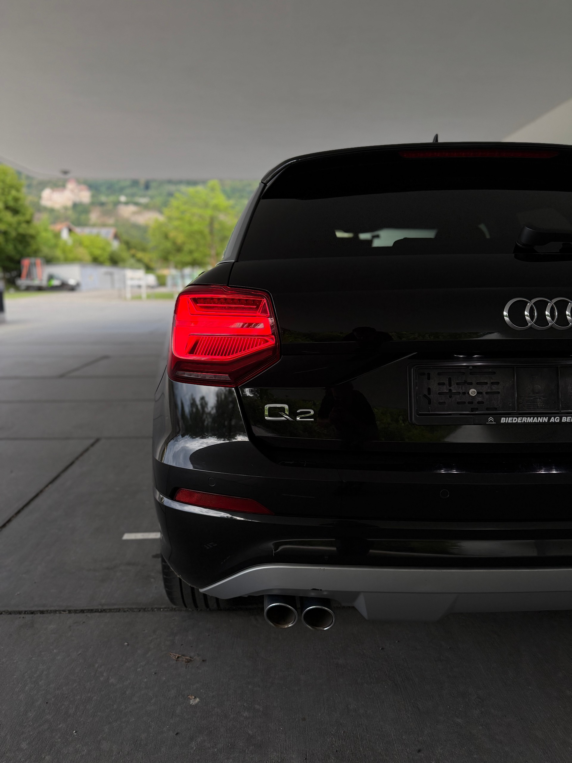 AUDI Q2 2.0 TDI quattro S-tronic S-Line-showroom-element-3