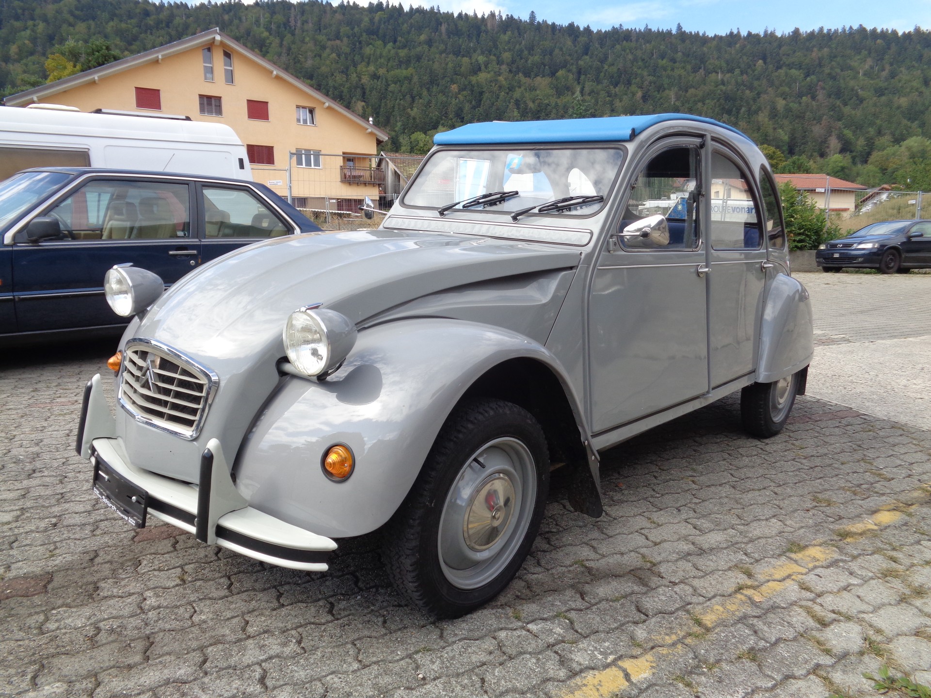 CITROEN 2CV6 Spécial (Club)