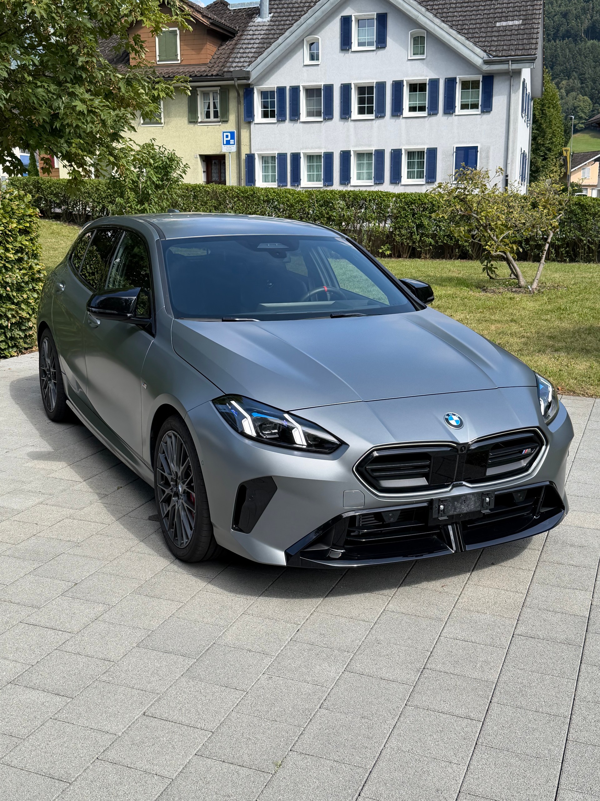 BMW M135i xDrive-image-2