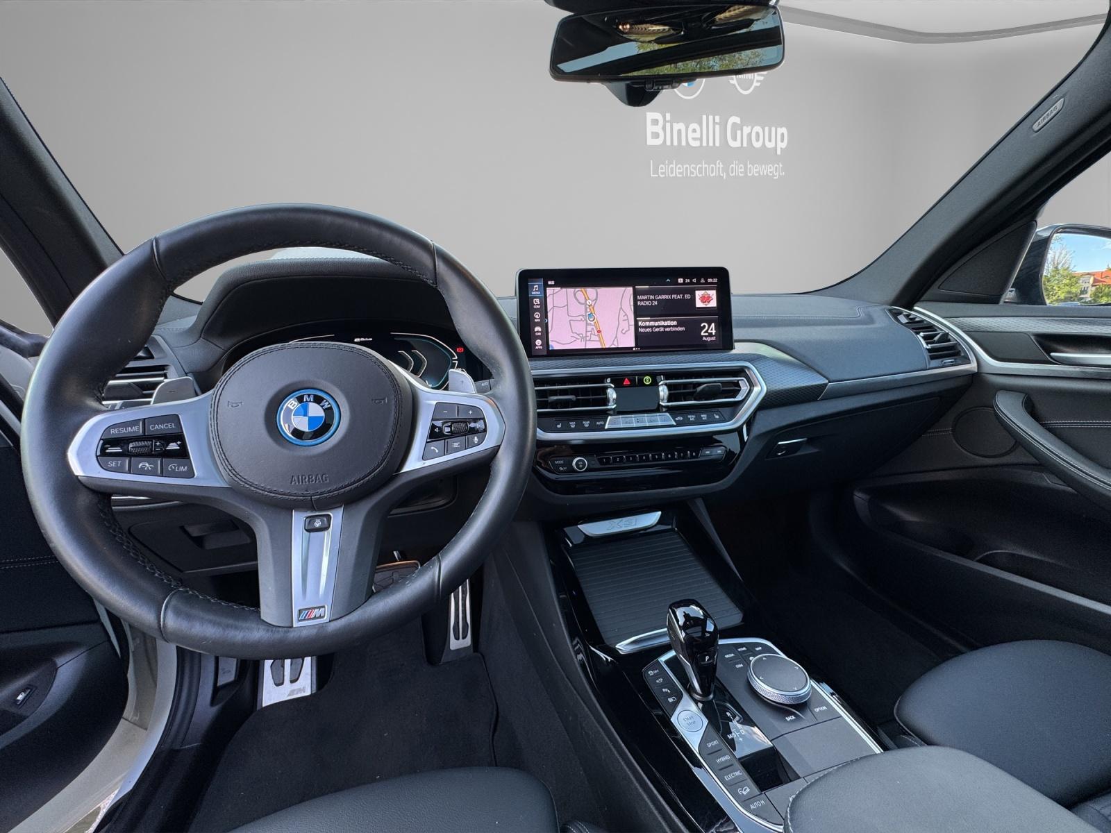 BMW X3 30e xDrive-image-17