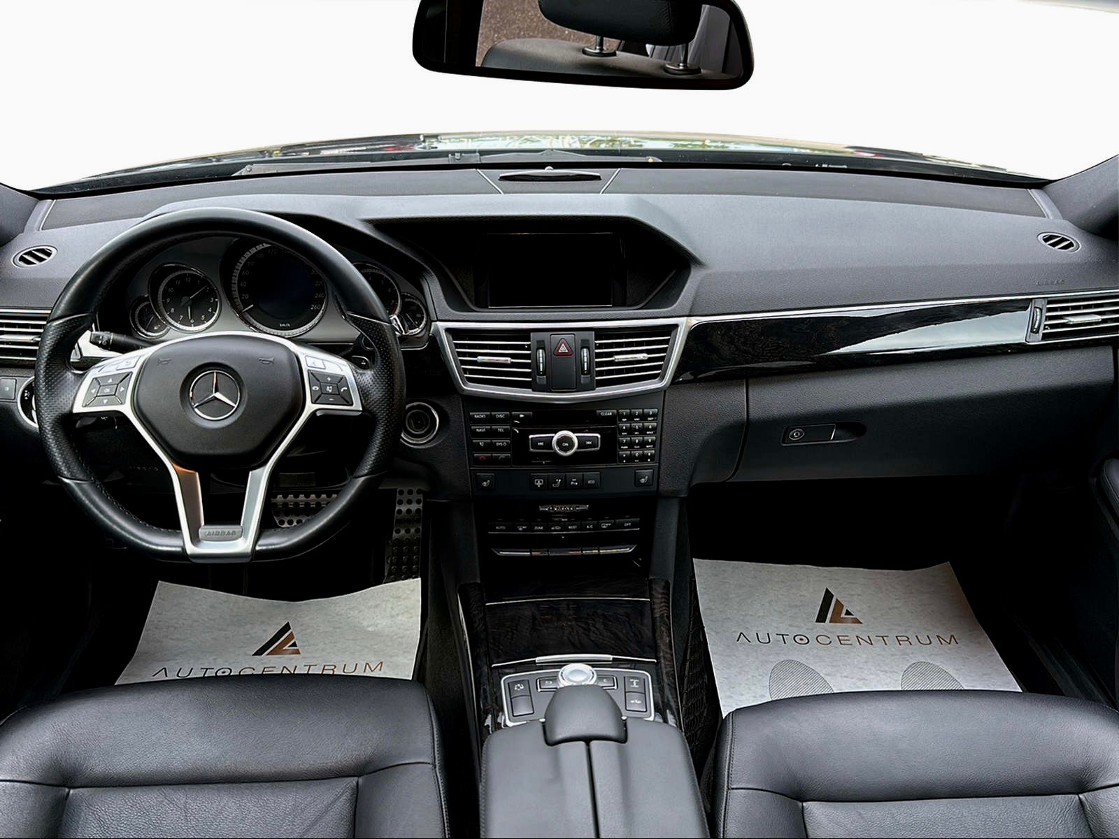 MERCEDES-BENZ E 500 CGI BlueEff. Avantgarde 4Matic 7G-Tronic-showroom-element-2