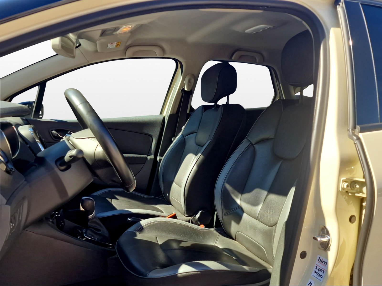 RENAULT Captur 1.2 TCe Swiss Ed. EDC S/S-image-8