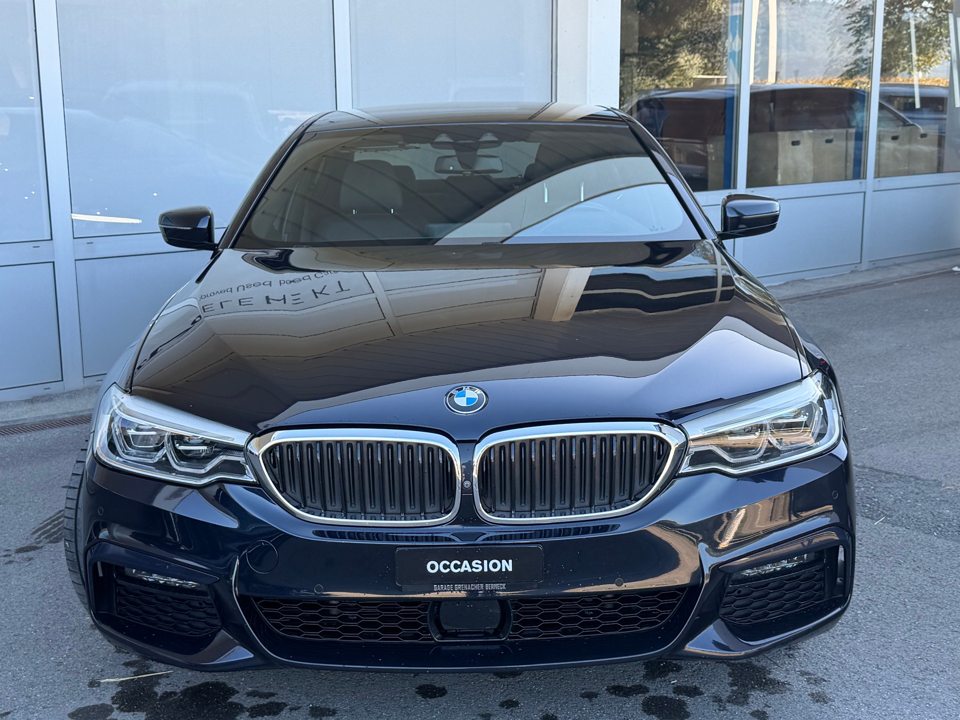 BMW 530e xDrive Steptronic-image-28
