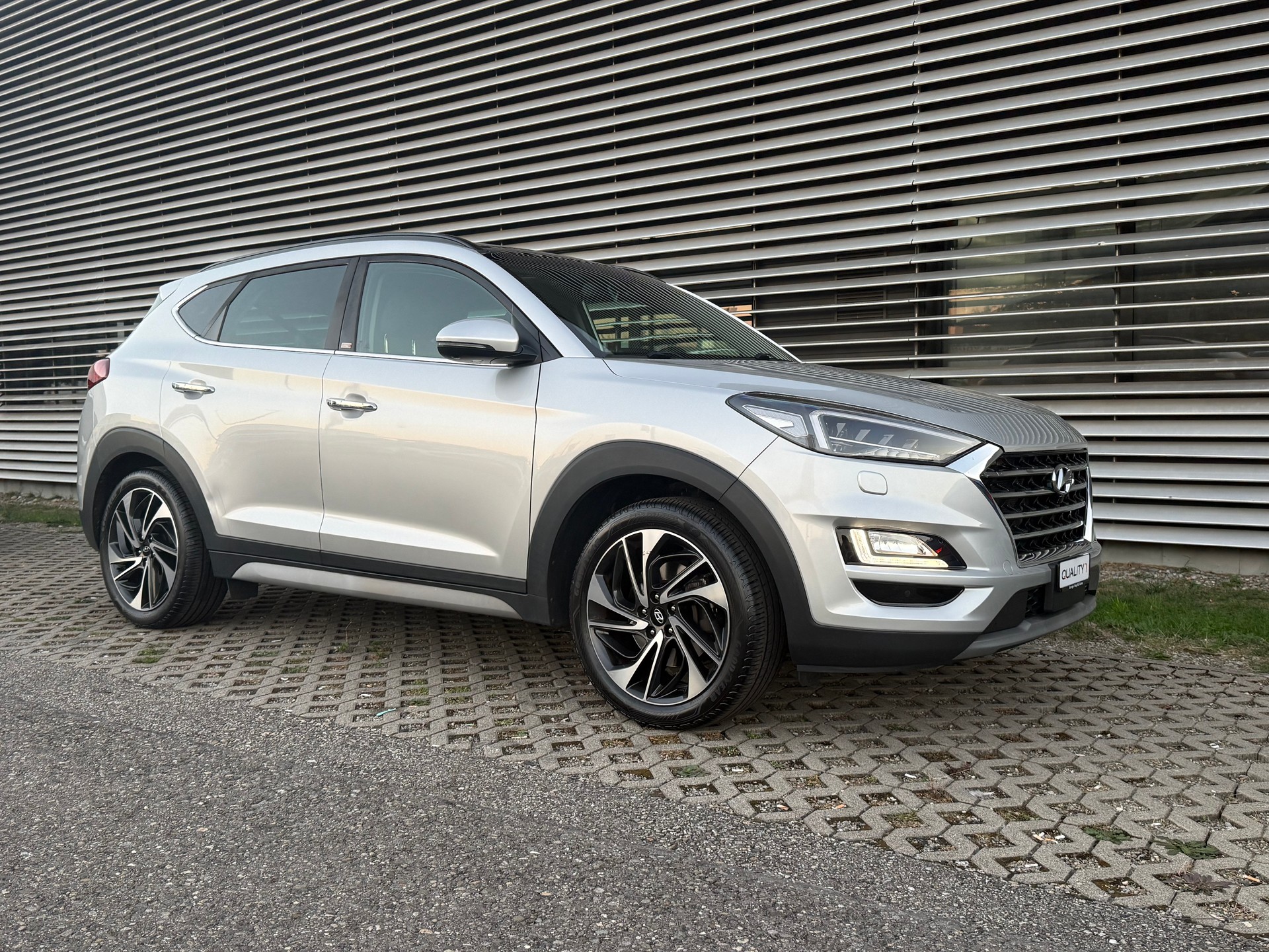 HYUNDAI Tucson 1.6 TGDI Amplia 4WD DCT-image-5