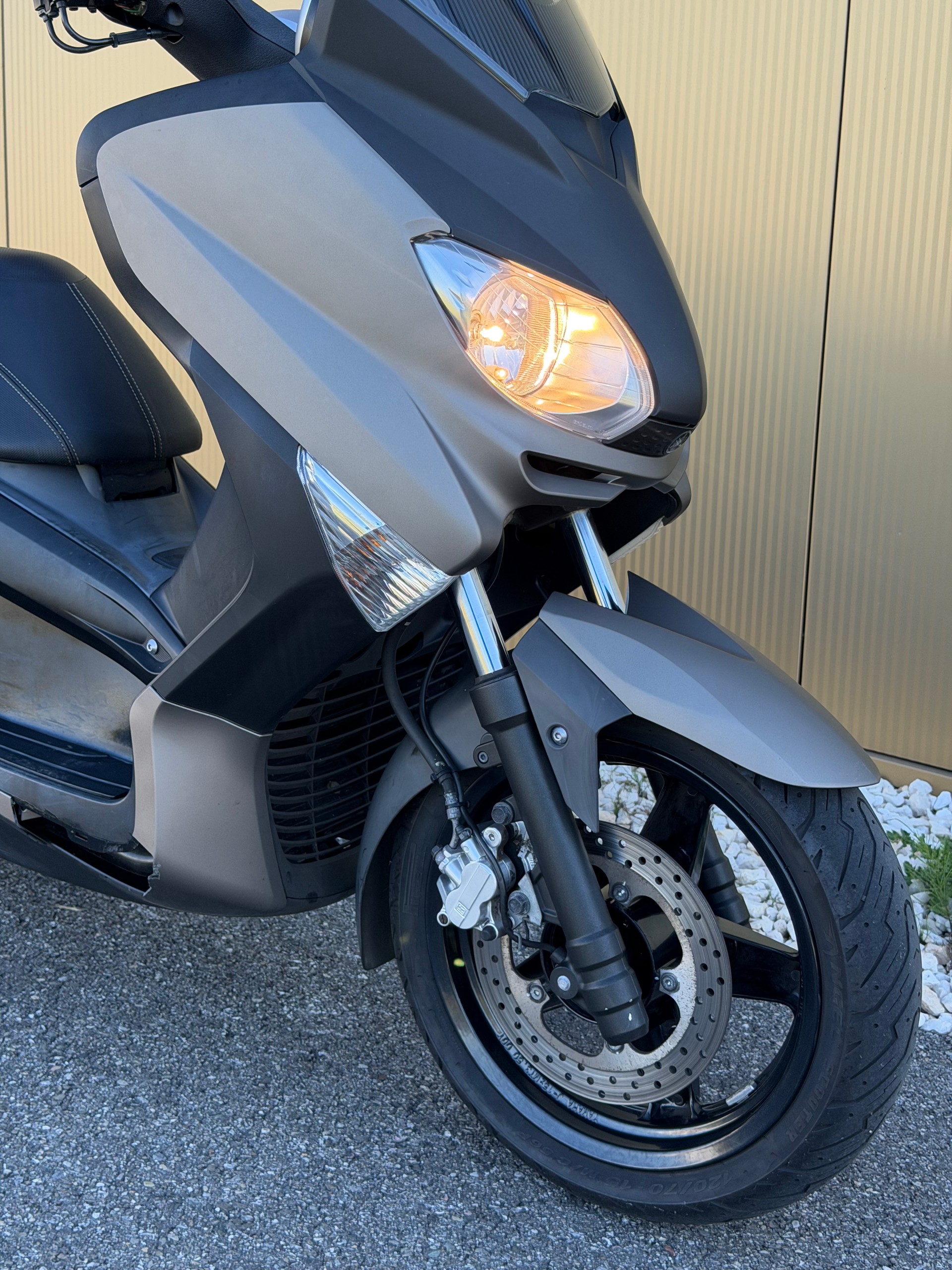 YAMAHA X-MaxYP 250 R-image-1