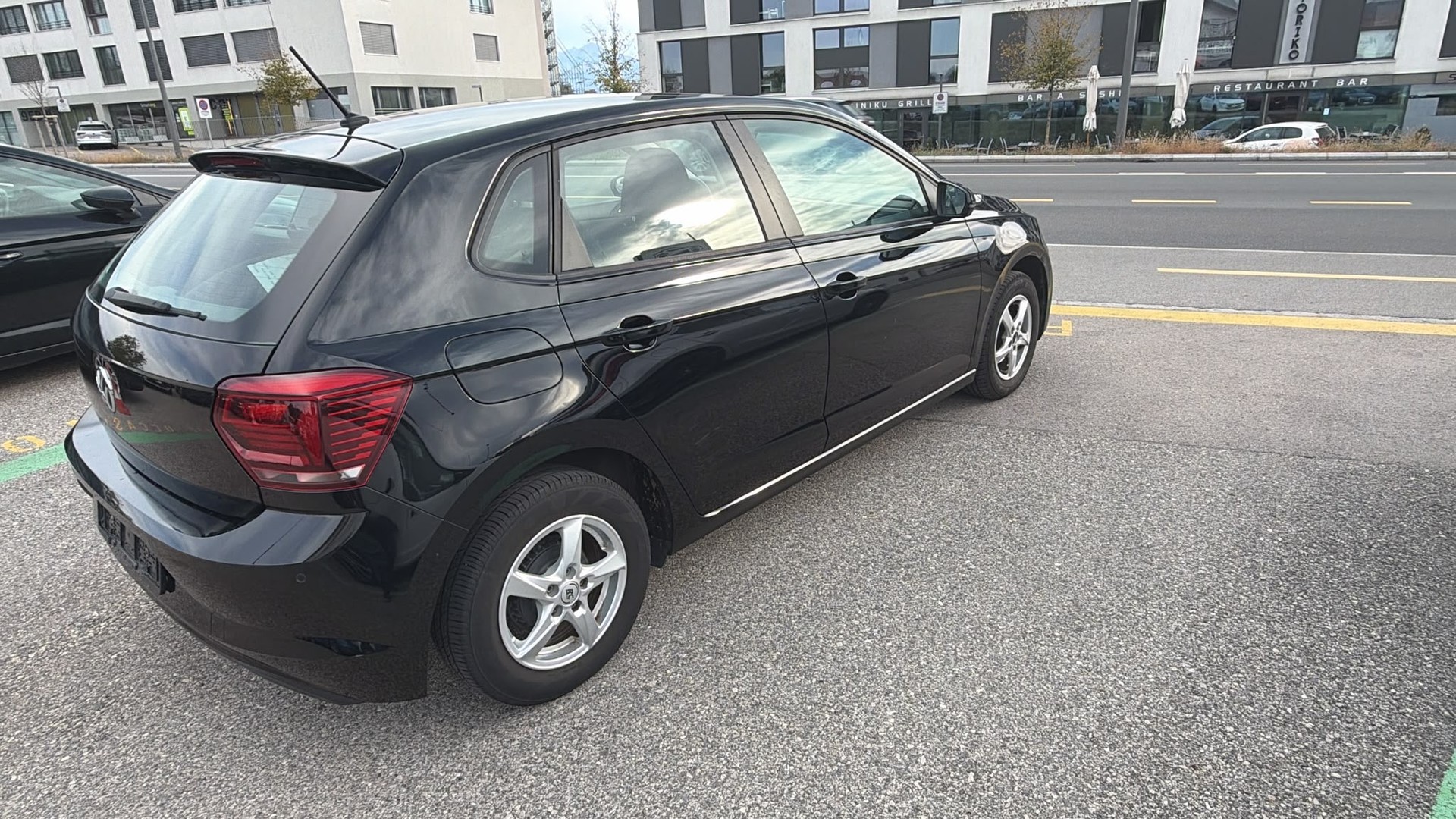 VW Polo 1.0 BMT Trendline-image-6