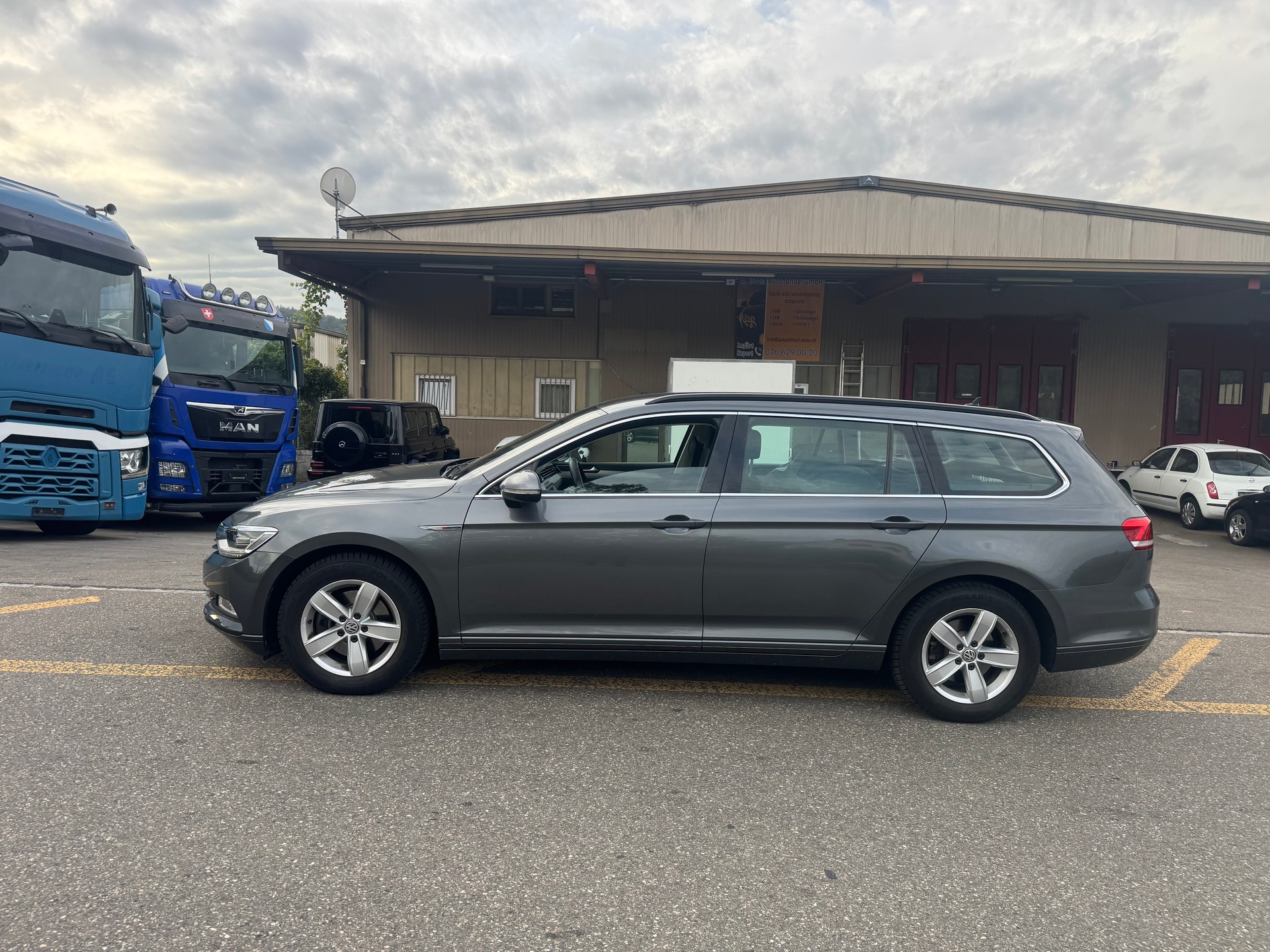 VW Passat Variant 2.0 TDI BMT Comfortline DSG 4Motion-image-4