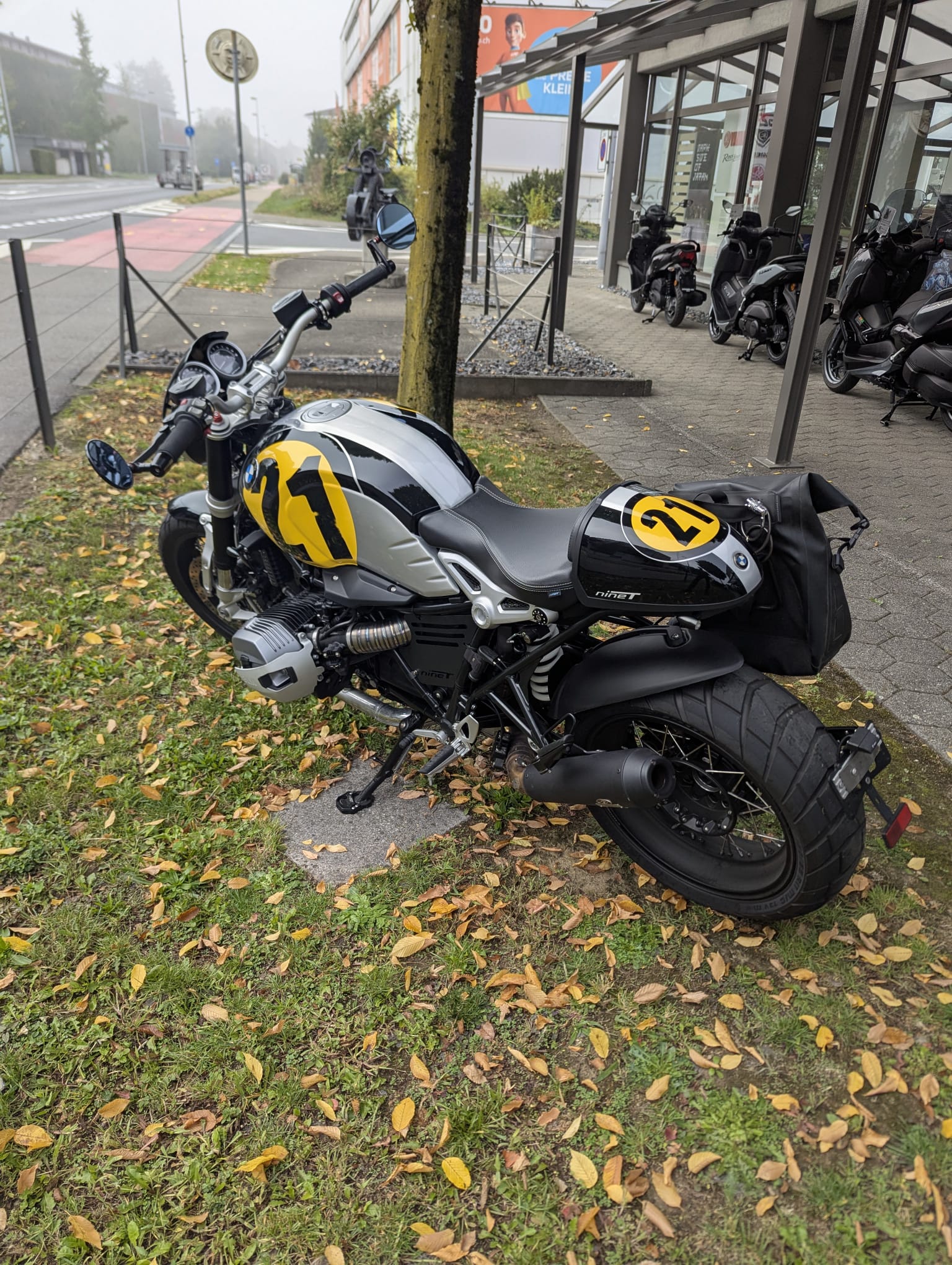 BMW R nineT ABS-image-1