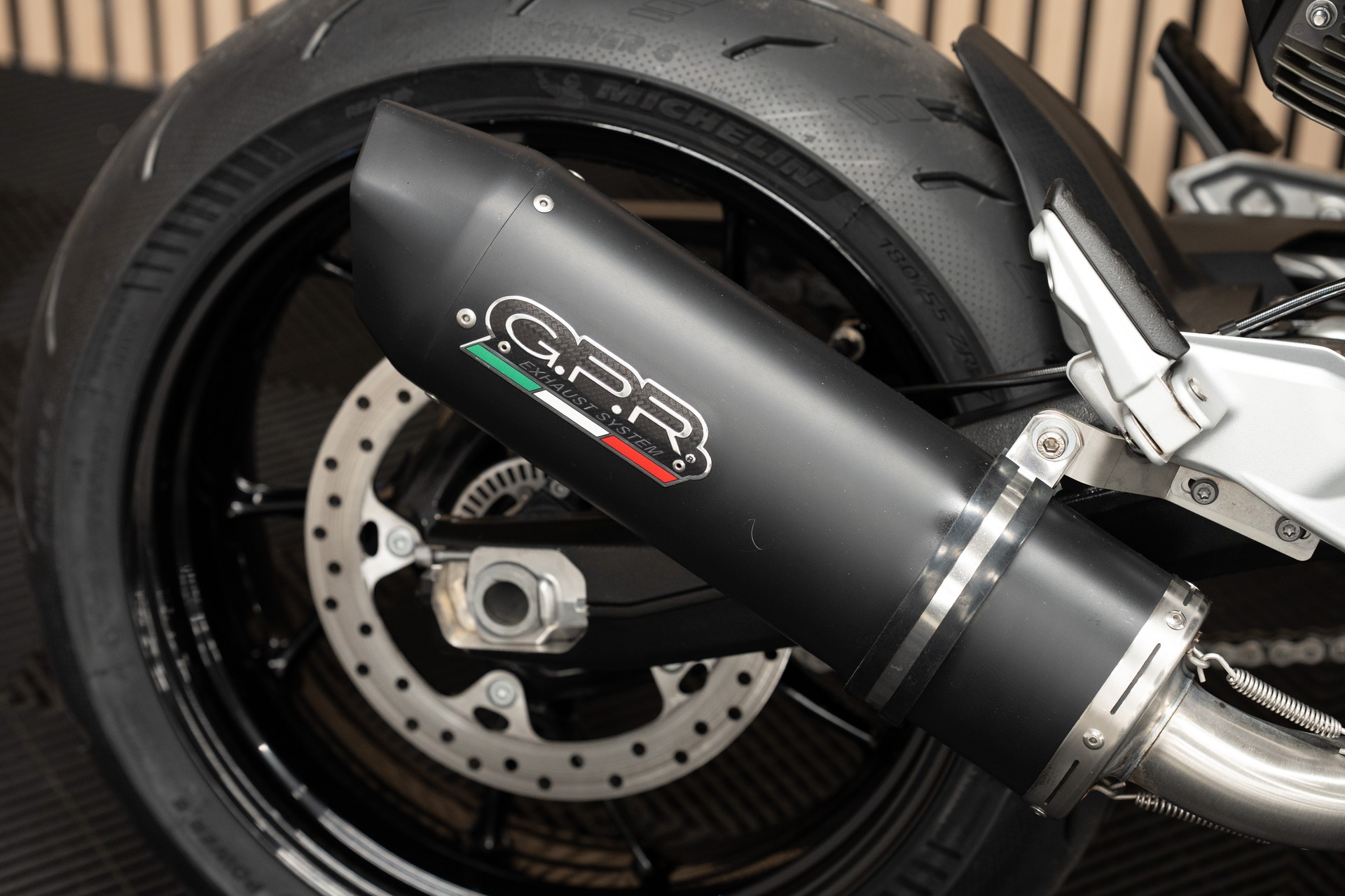 BMW F 900 R A2 mit Sportschalldämpfer-image-5