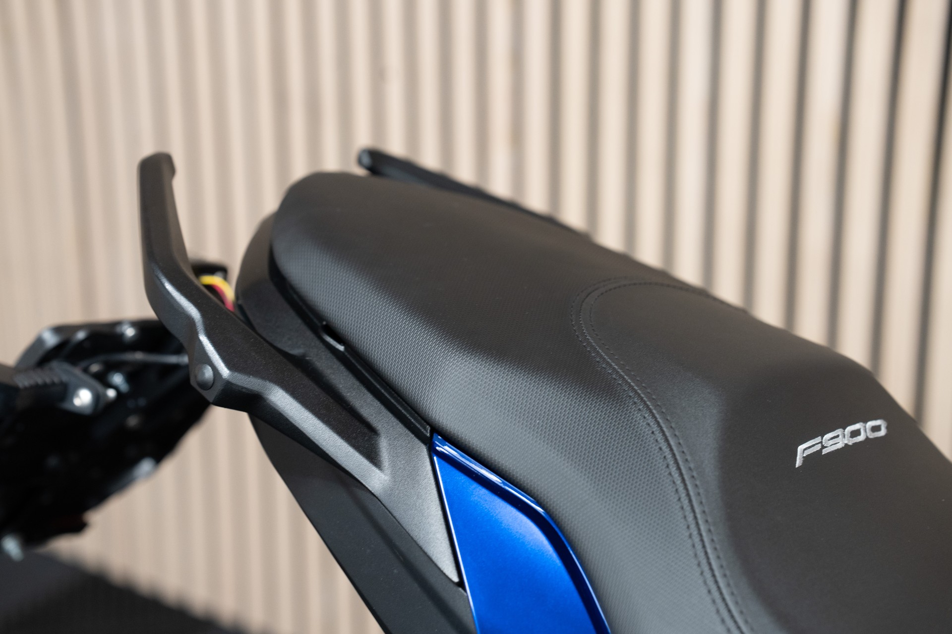 BMW F 900 R A2 mit Sportschalldämpfer-image-6
