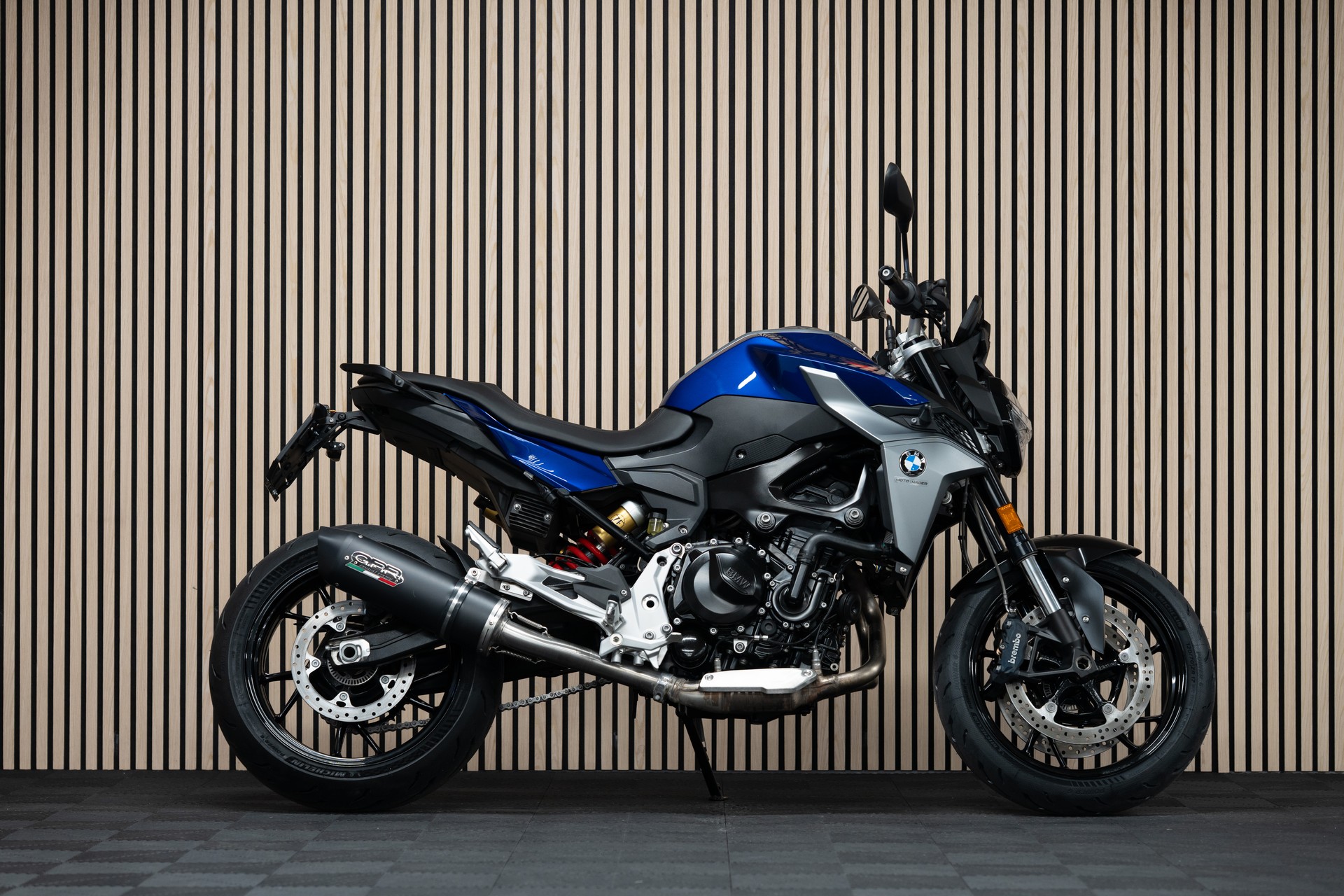 BMW F 900 R A2 mit Sportschalldämpfer-image-0