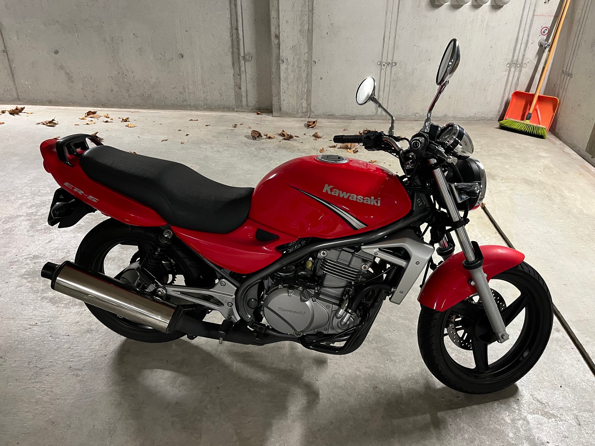 KAWASAKI ER-5 (25kW)-image-2