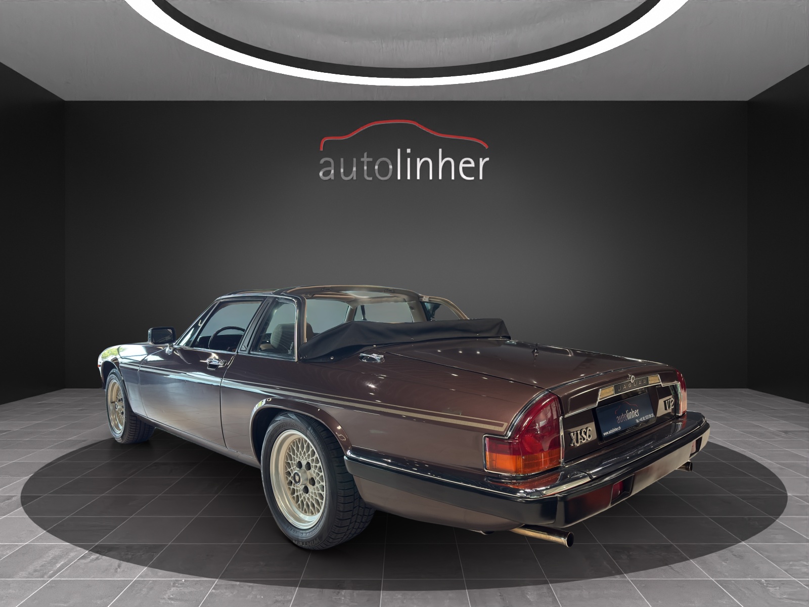 JAGUAR XJS 5.3 V12 Convertible-showroom-element-2
