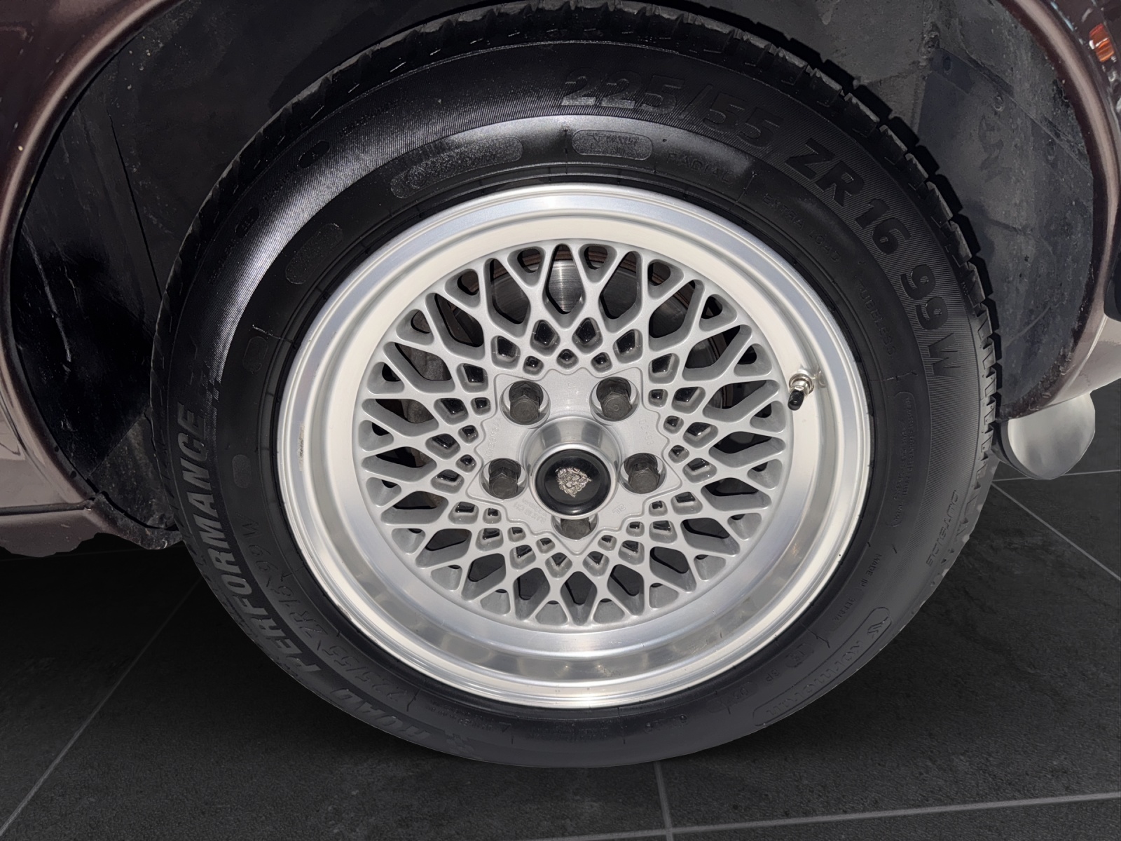 JAGUAR XJS 5.3 V12 Convertible-image-13