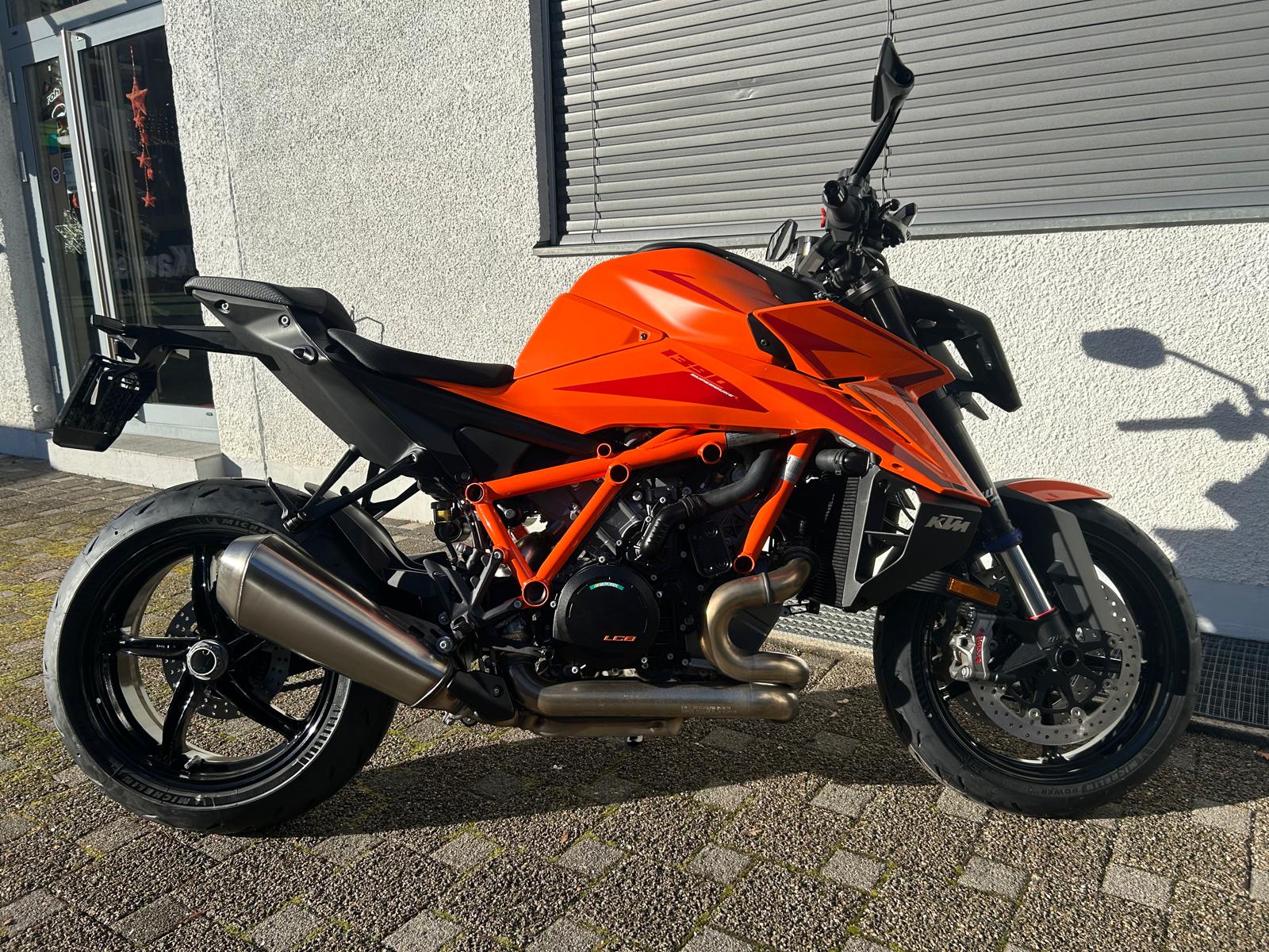 KTM 1390 Super Duke R EVO-image-6