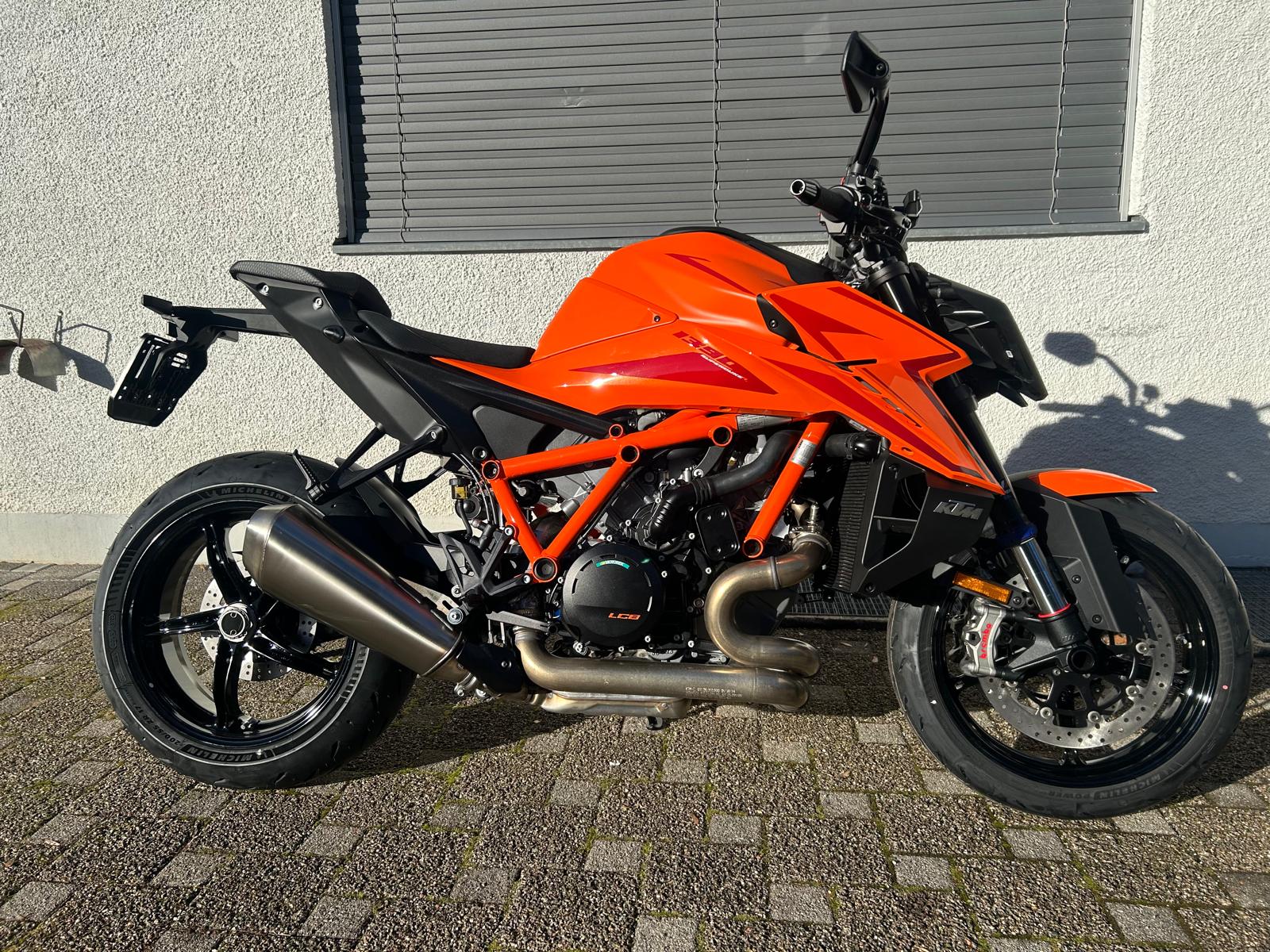 KTM 1390 Super Duke R EVO