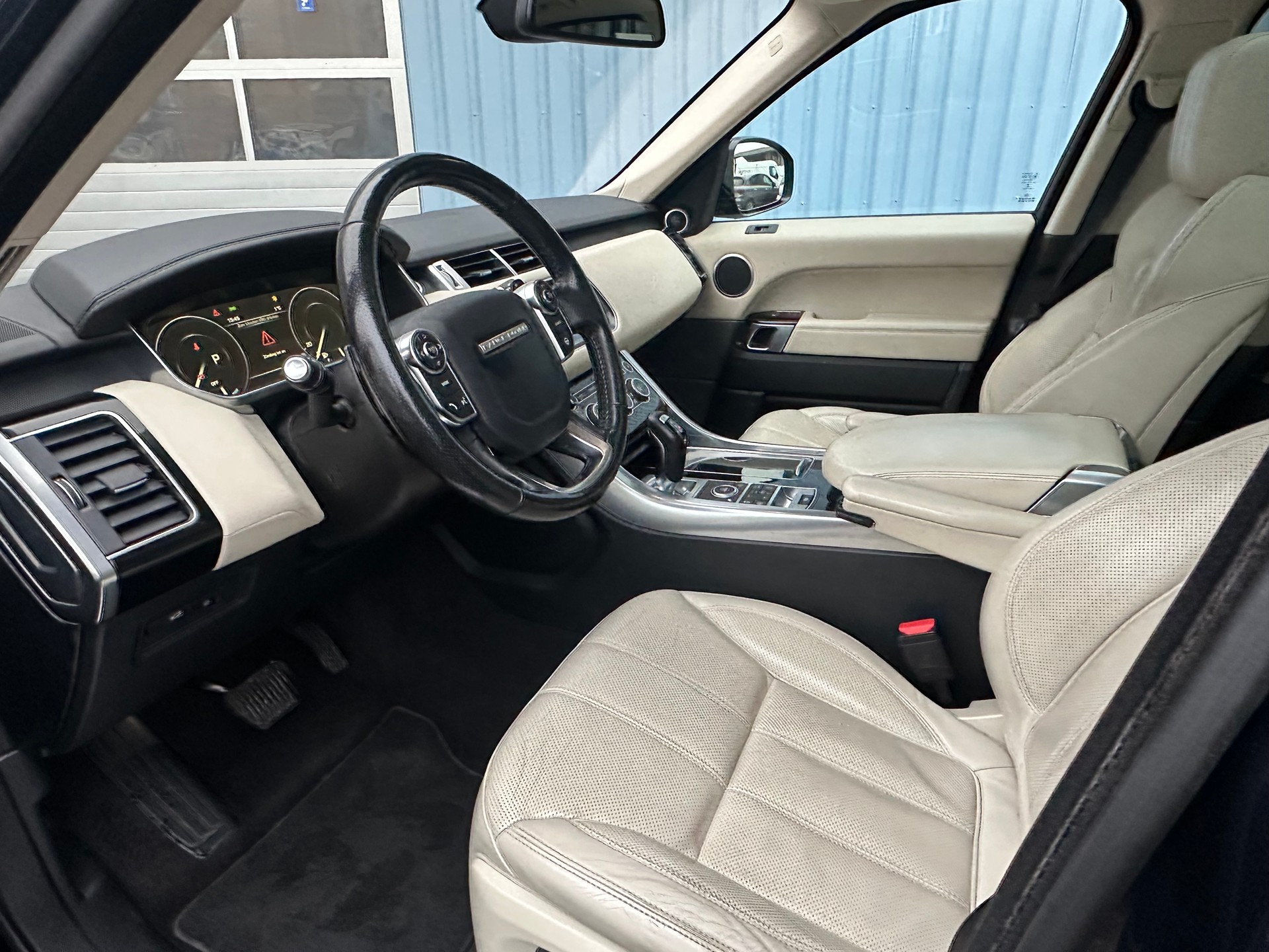 LAND ROVER Range Rover Sport 3.0 SDV6 Hybrid HSE Dynamic Aut.-image-8