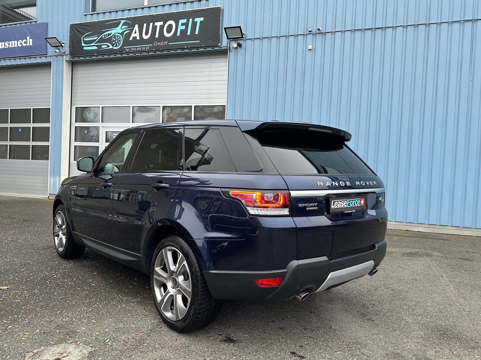 LAND ROVER Range Rover Sport 3.0 SDV6 Hybrid HSE Dynamic Aut.-image-5