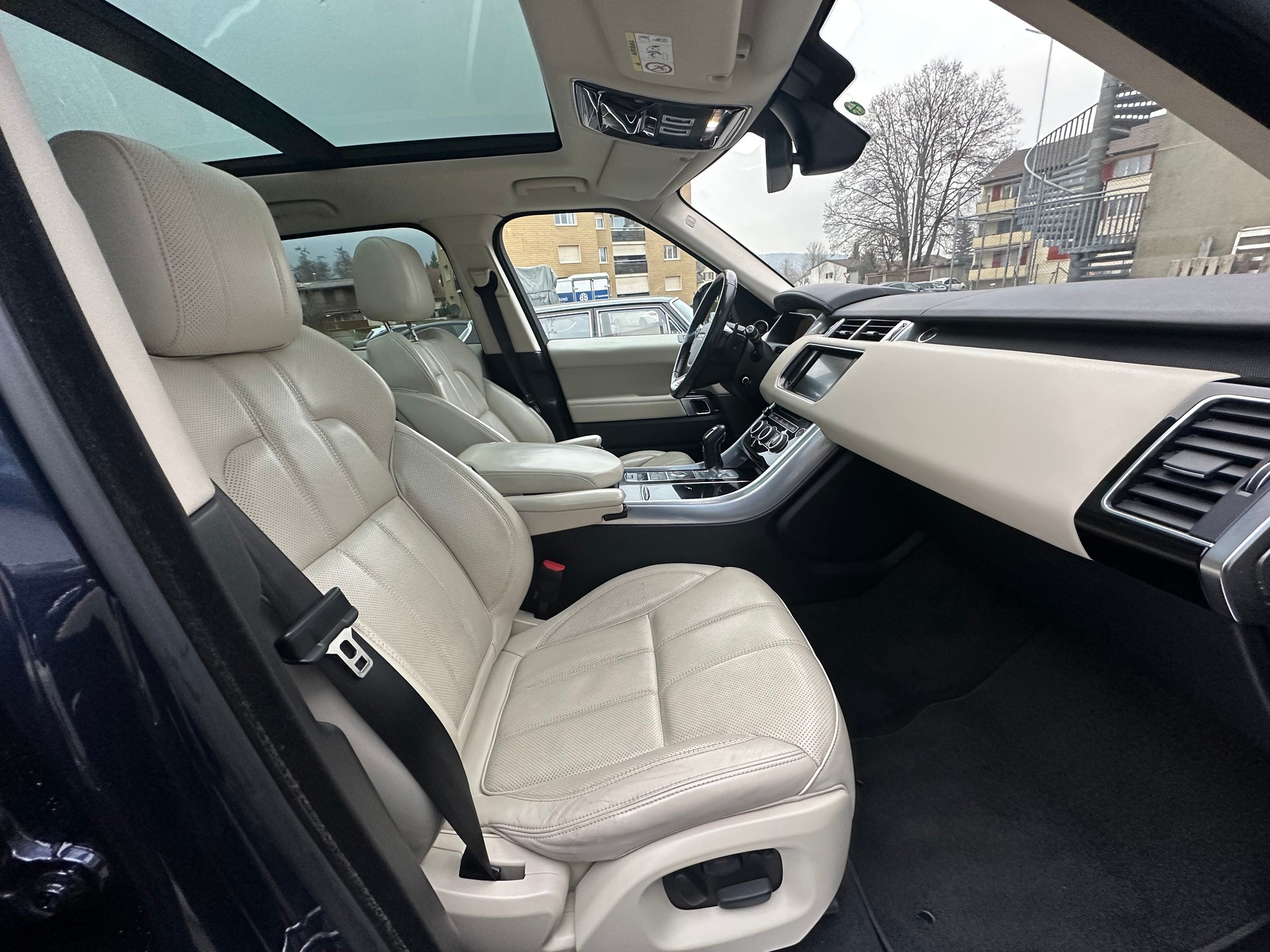 LAND ROVER Range Rover Sport 3.0 SDV6 Hybrid HSE Dynamic Aut.-image-12