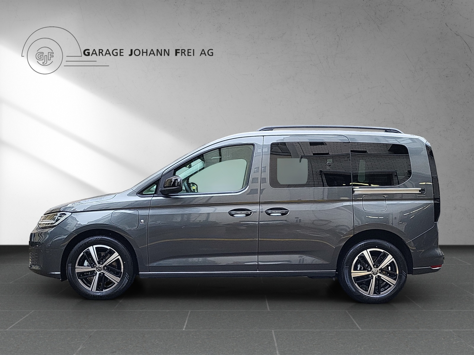 VW Caddy Liberty 1.5eHybrid (Plug-In Hybrid) 150PS DSG-showroom-element-1