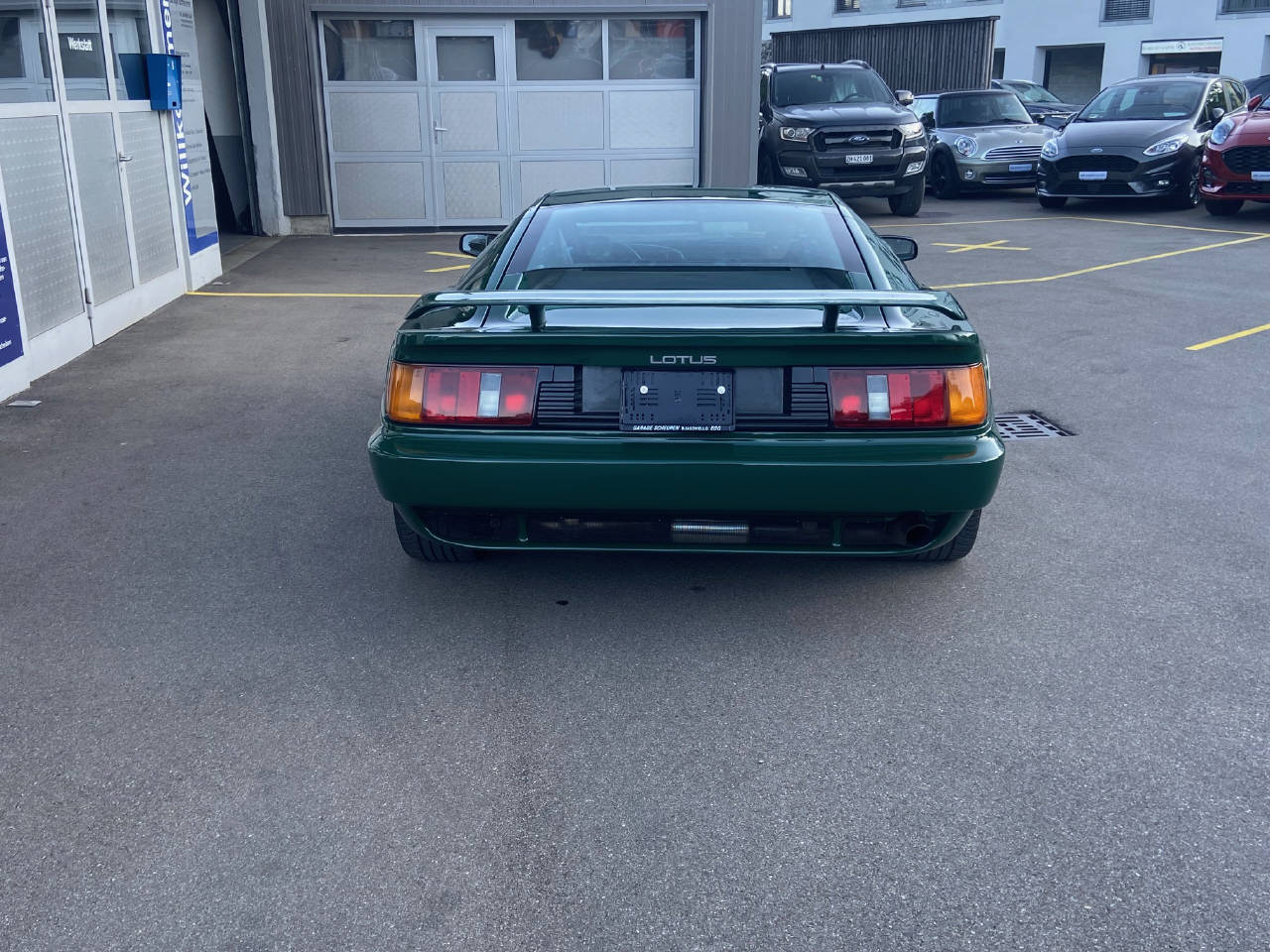 LOTUS Esprit 2.2 Turbo SE Targa-image-4