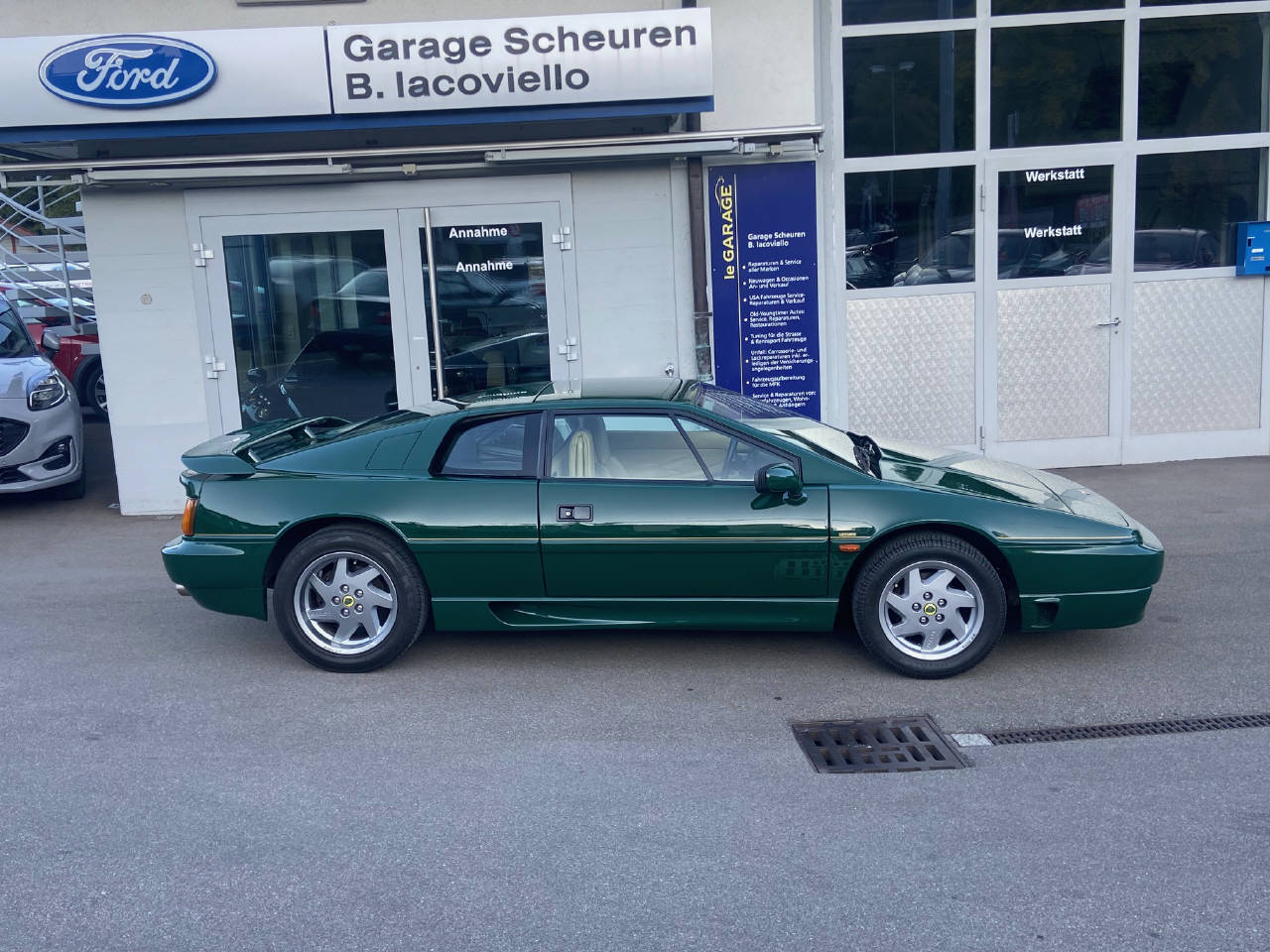LOTUS Esprit 2.2 Turbo SE Targa-image-6