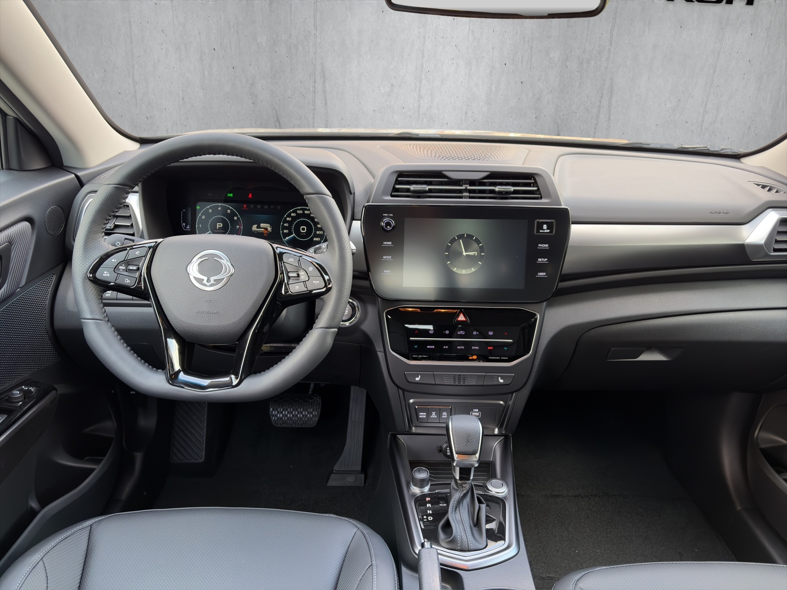 KGM-SsangYong Tivoli 1.5 T-Gdi Platinum 4WD-image-9