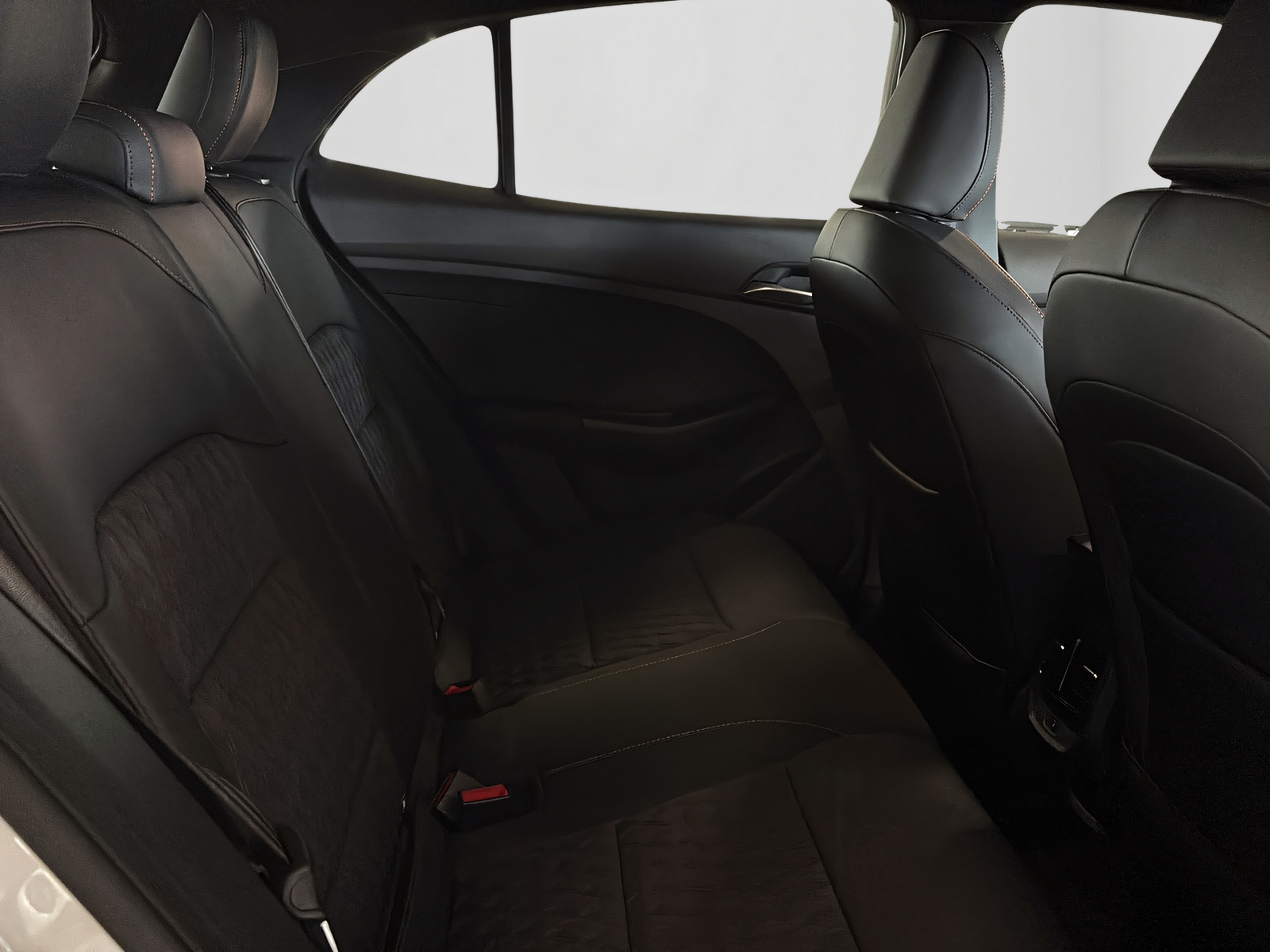 MG 3 1.5 Hybrid Luxury-image-16