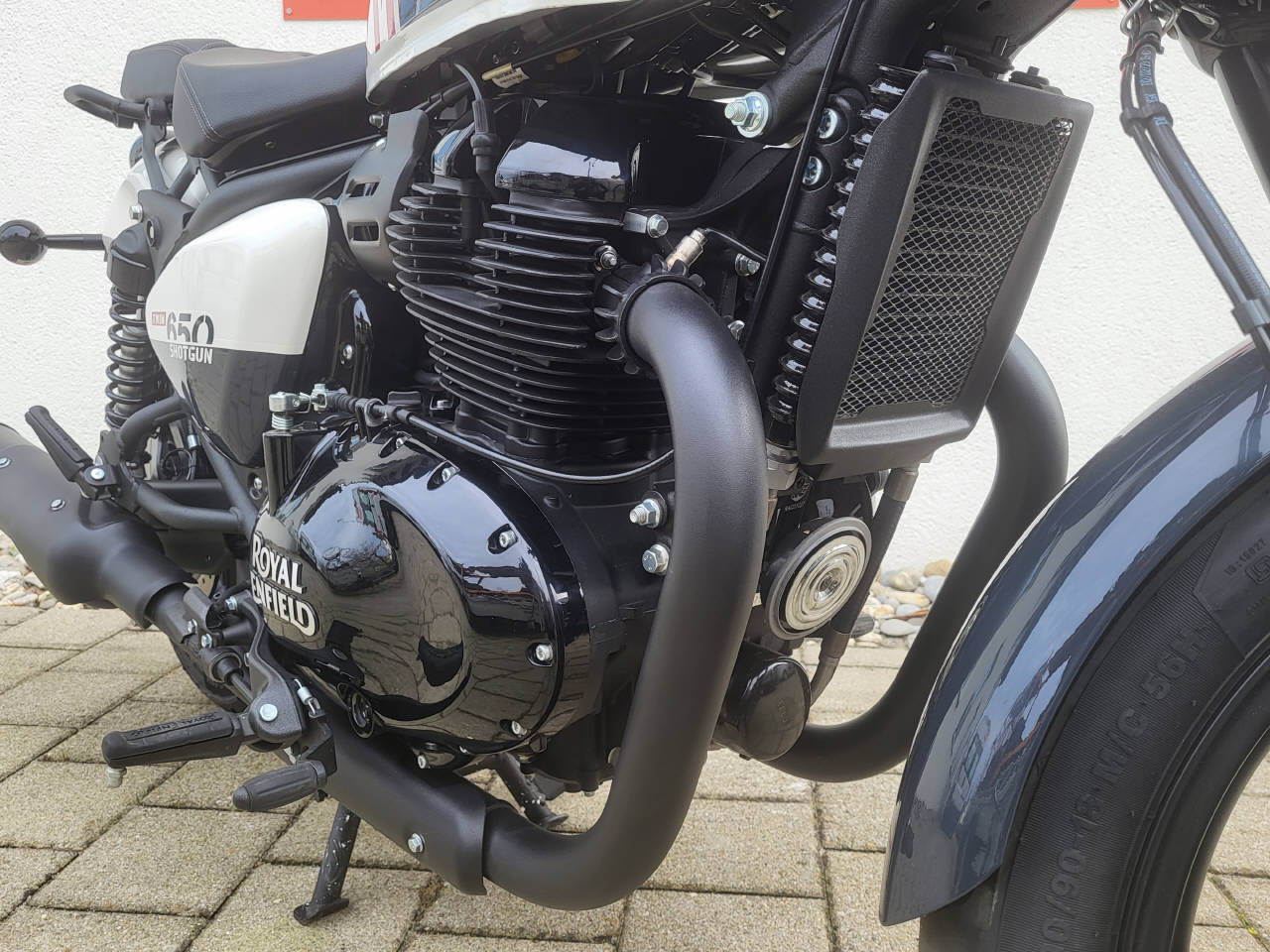 ROYAL ENFIELD Shotgun 650 Premium-image-10
