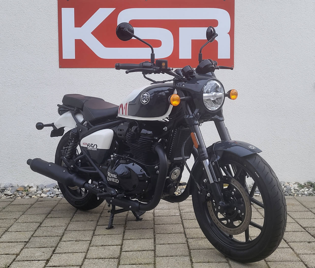 ROYAL ENFIELD Shotgun 650 Premium-image-2