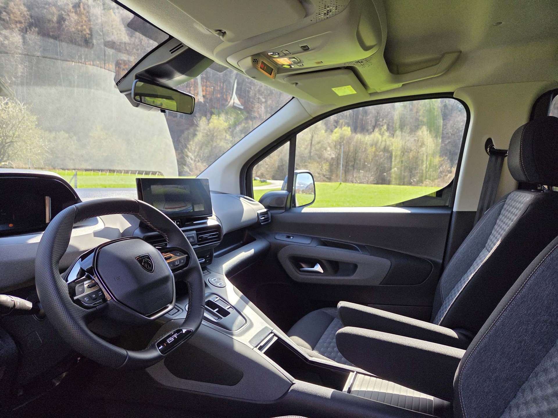 PEUGEOT Rifter 1.5 BlueHDi 130 GT-image-12