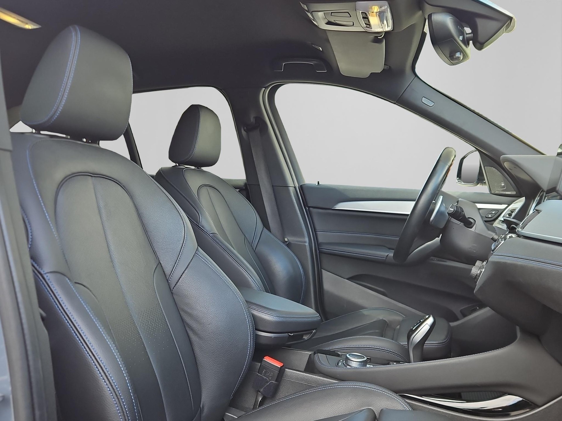 BMW X1 xDrive 25d M Sport Steptronic-image-14