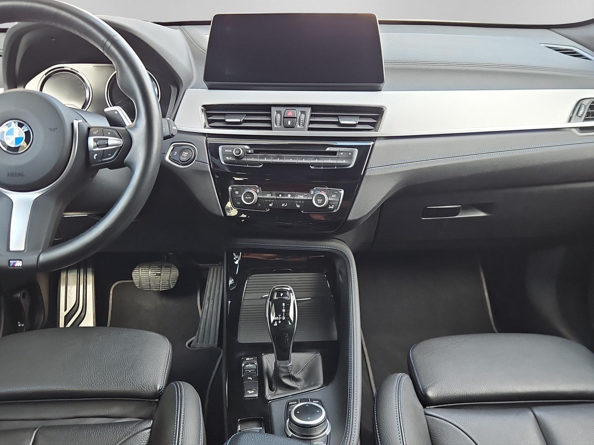 BMW X1 xDrive 25d M Sport Steptronic-image-13