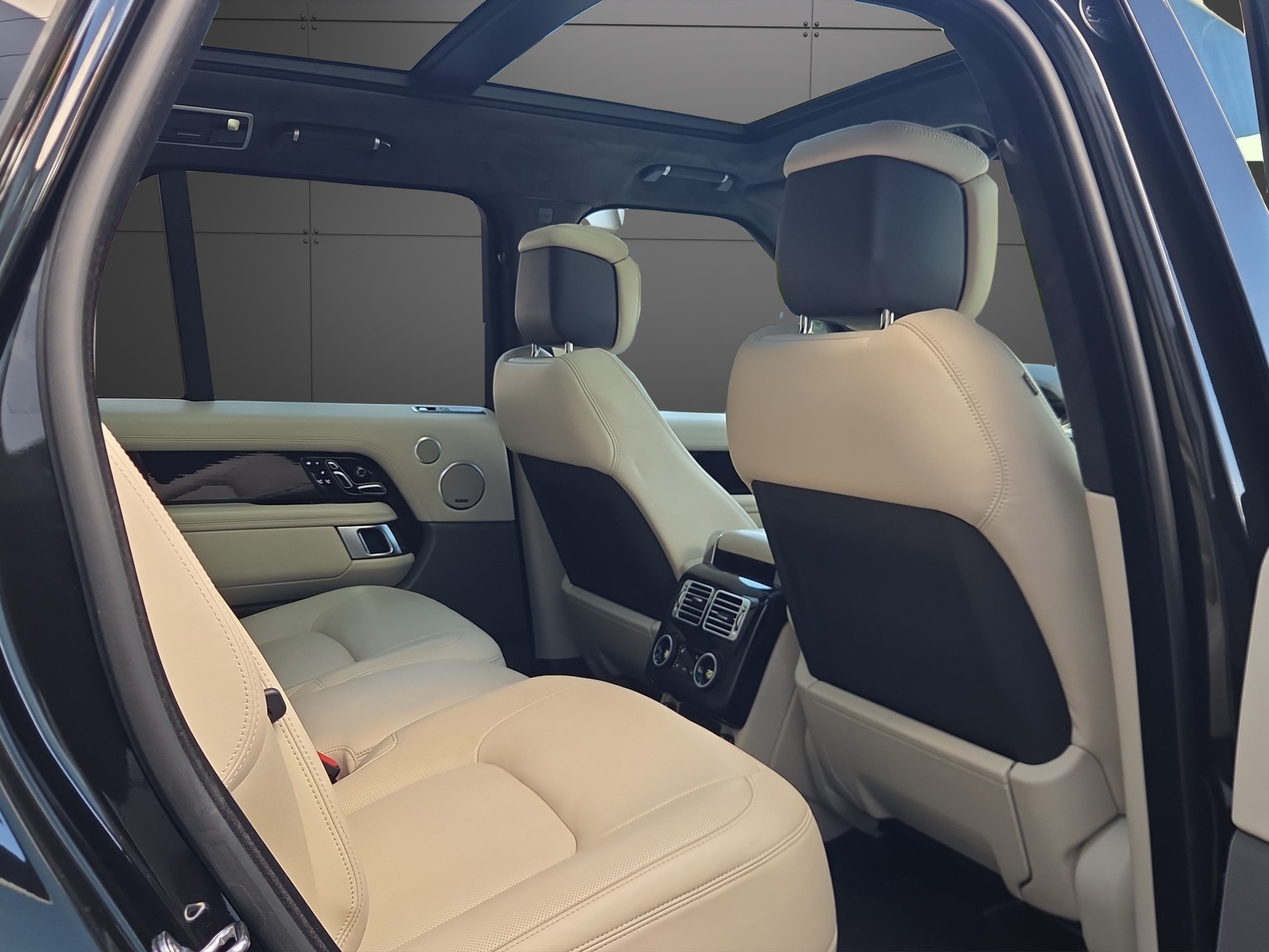 LAND ROVER Range Rover 5.0 V8 S/C AB Automatic-image-8