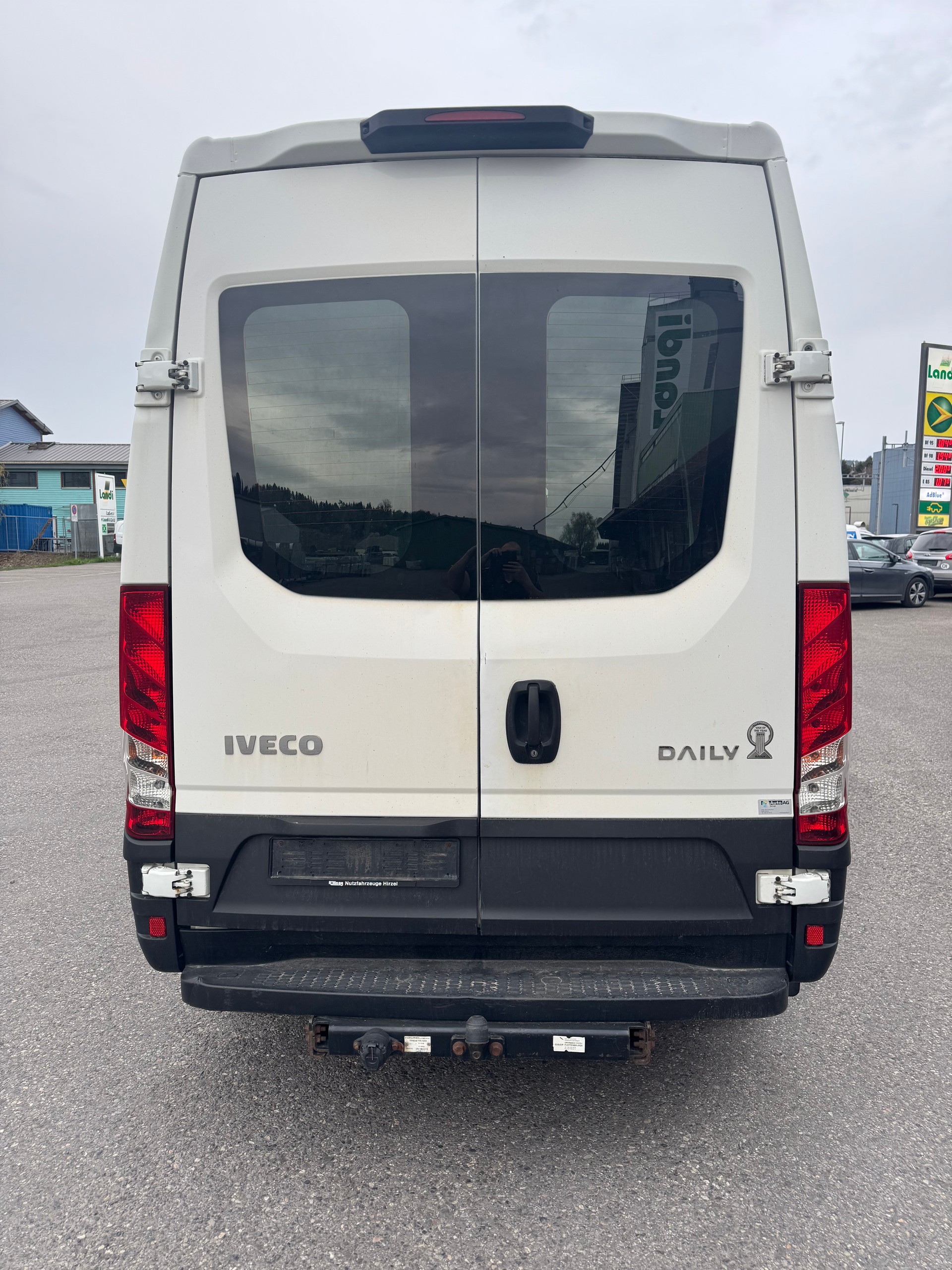 IVECO 33 S 13 VL-image-2